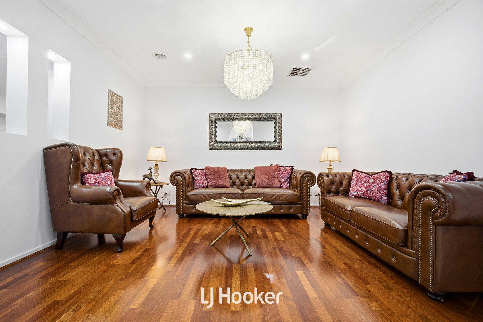 8 Mallett Grove — photo 14 of 30