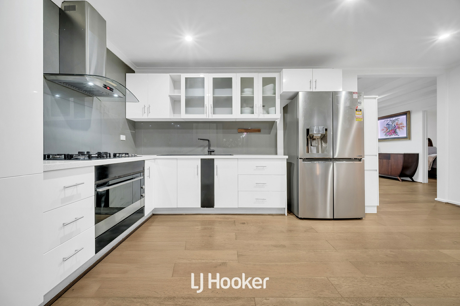 65 Hanleth Avenue — photo 2 of 20