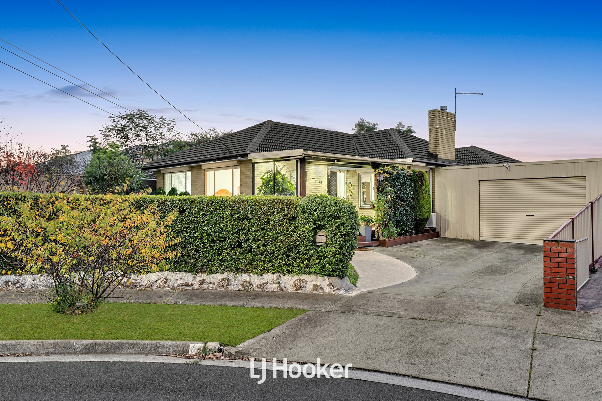 65 Hanleth Avenue — photo 15 of 20