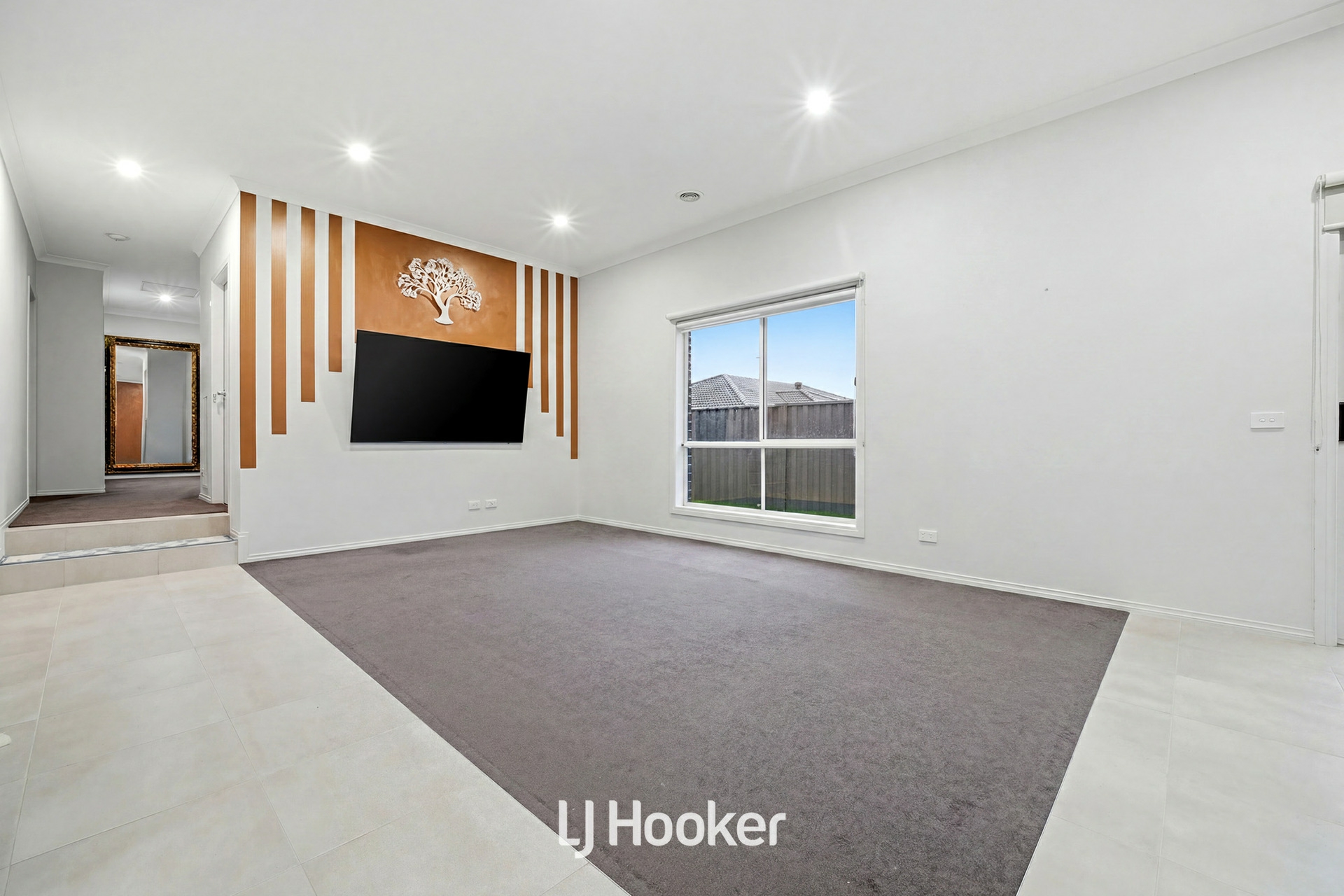 102 Linsell Boulevard — photo 4 of 24