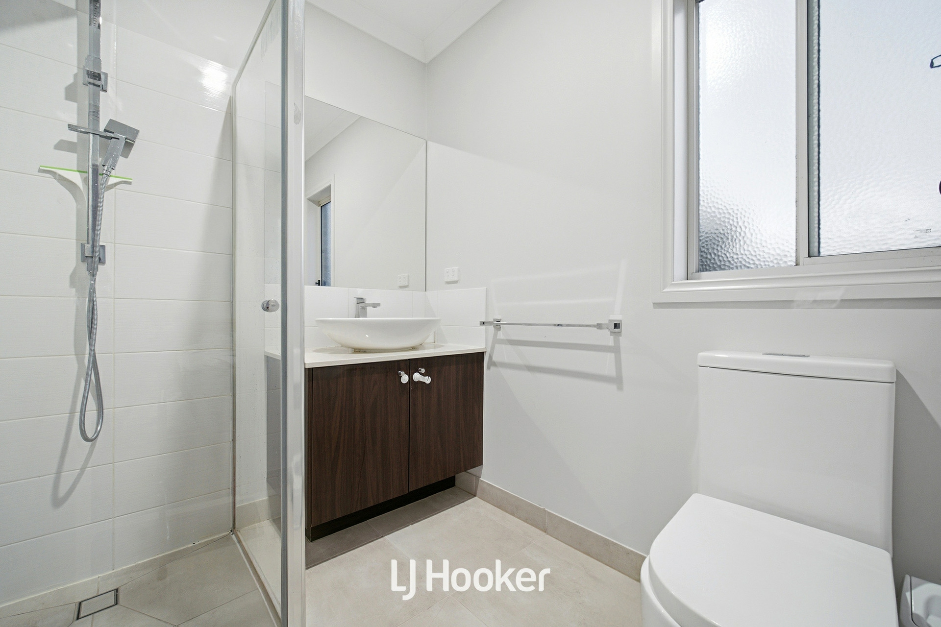 102 Linsell Boulevard — photo 12 of 24