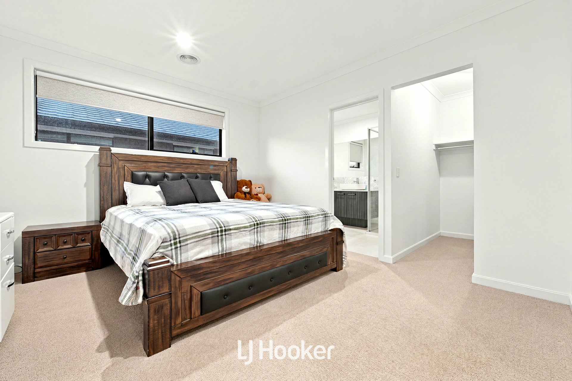 29 Orana Boulevard — photo 18 of 30