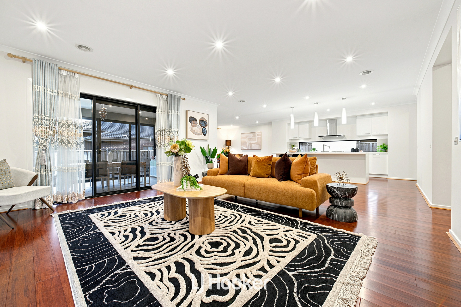 97 Alarah Boulevard — photo 6 of 30
