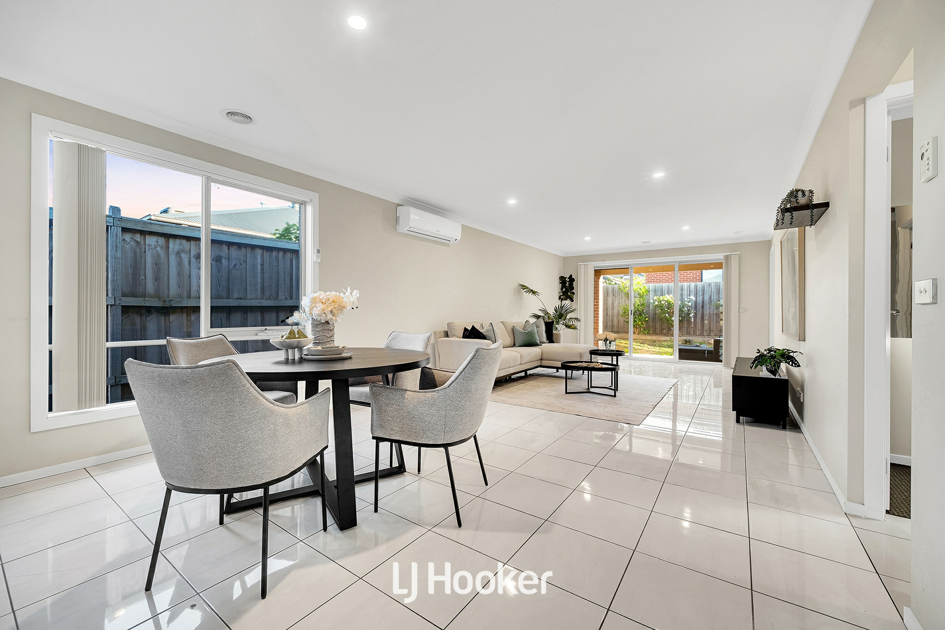 30 Chambers Crescent — photo 5 of 19