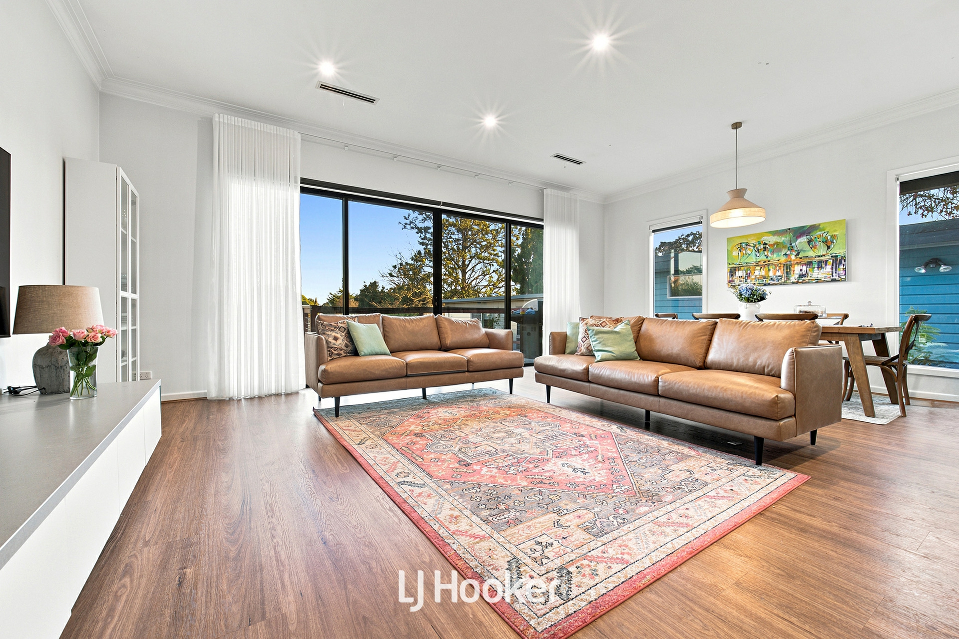 6 Woodley Street — photo 3 of 26