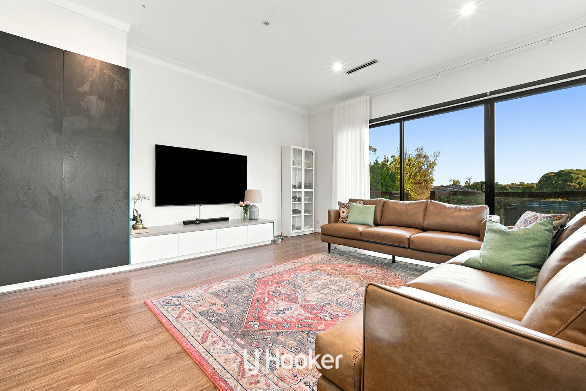 6 Woodley Street — photo 5 of 26
