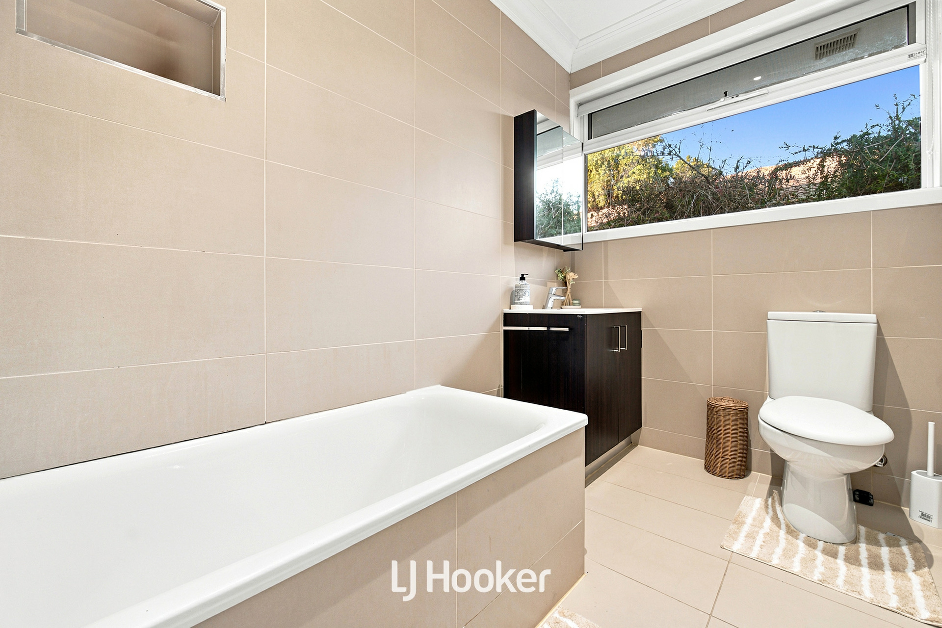 6 Woodley Street — photo 14 of 26