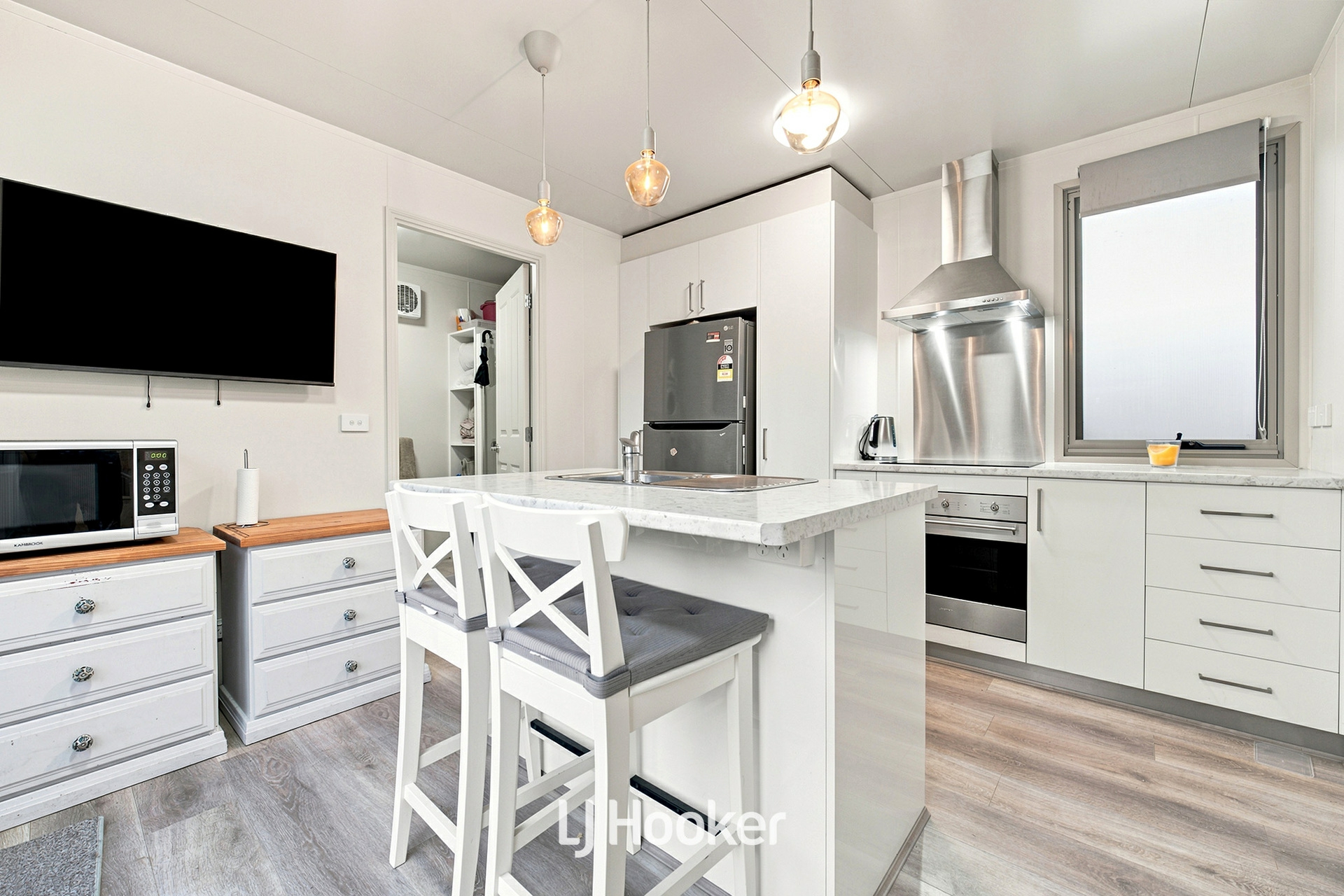 6 Woodley Street — photo 16 of 26