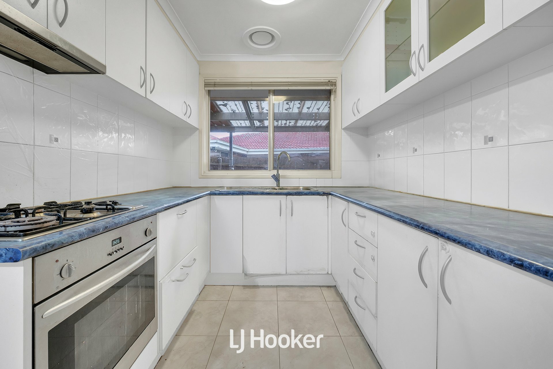 11 Johnson Street — photo 7 of 19
