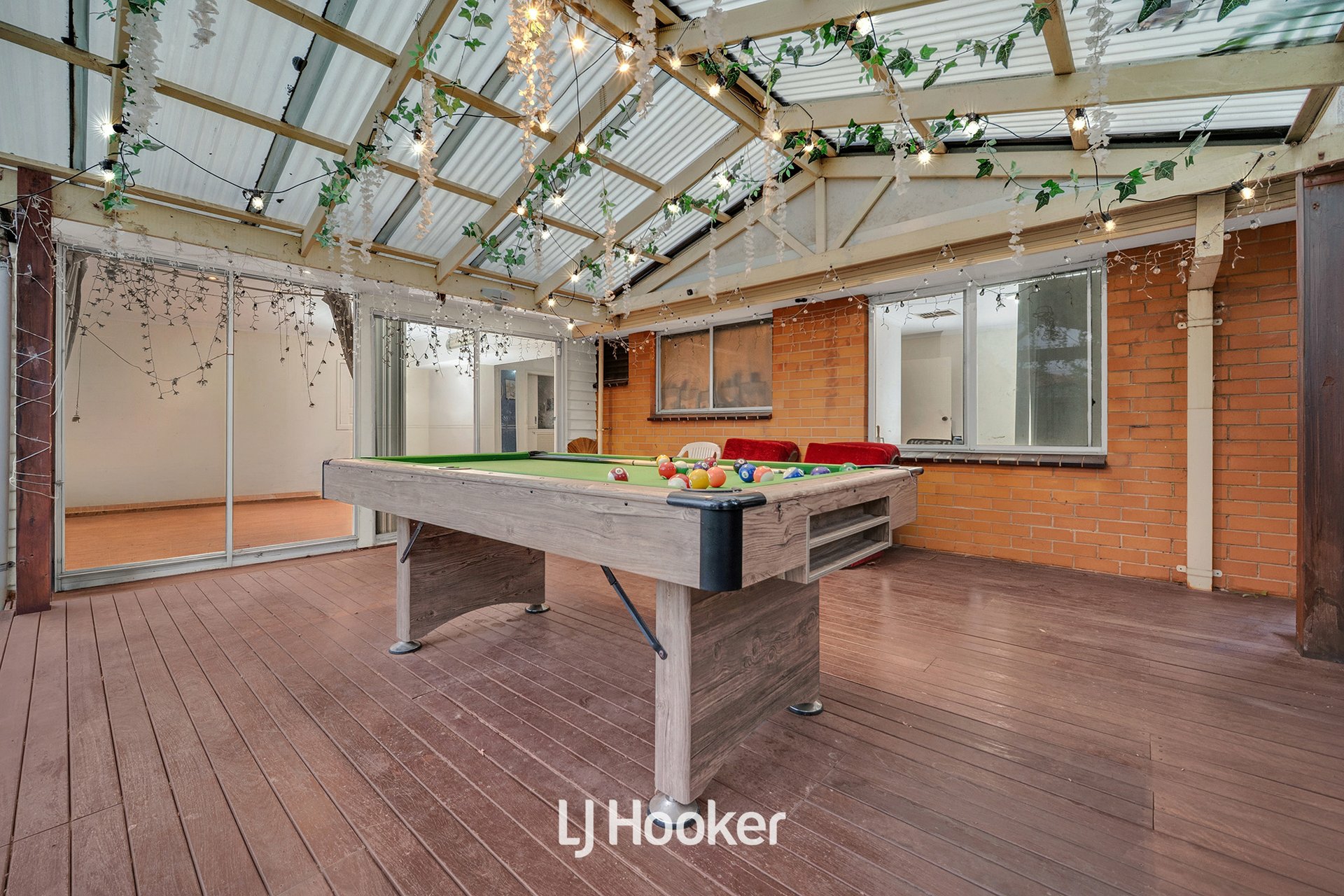 11 Johnson Street — photo 12 of 19
