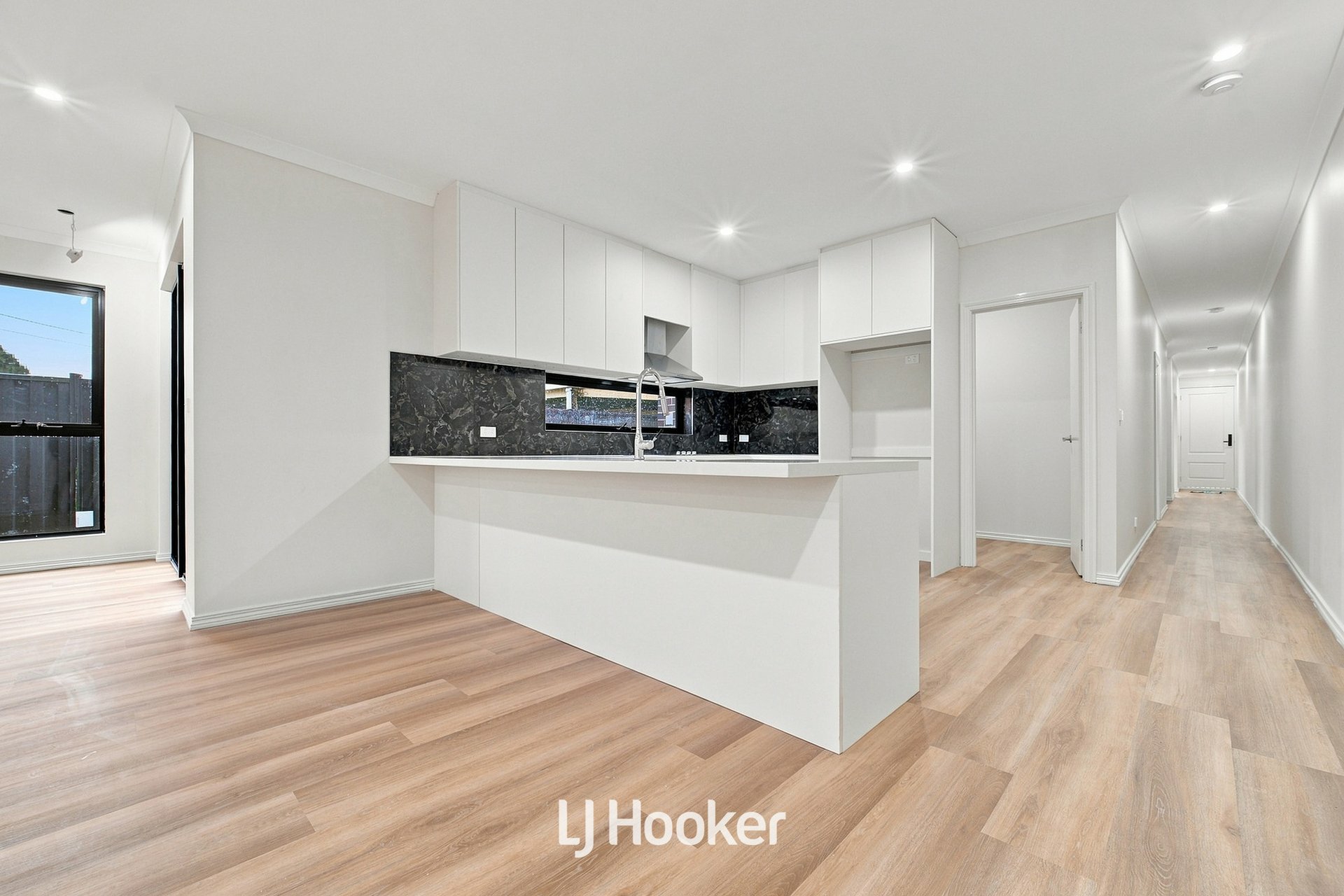 36a Rowan Drive — photo 6 of 22