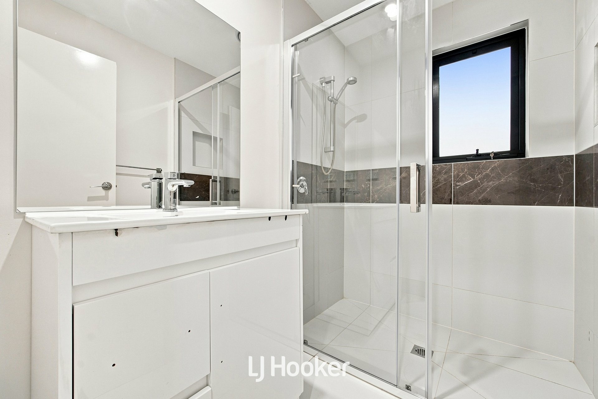 36a Rowan Drive — photo 11 of 22