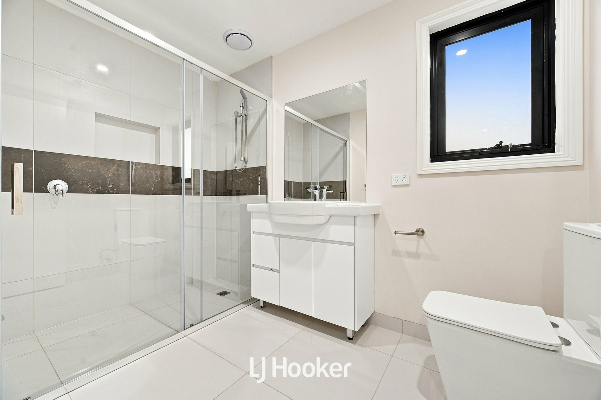36a Rowan Drive — photo 16 of 22