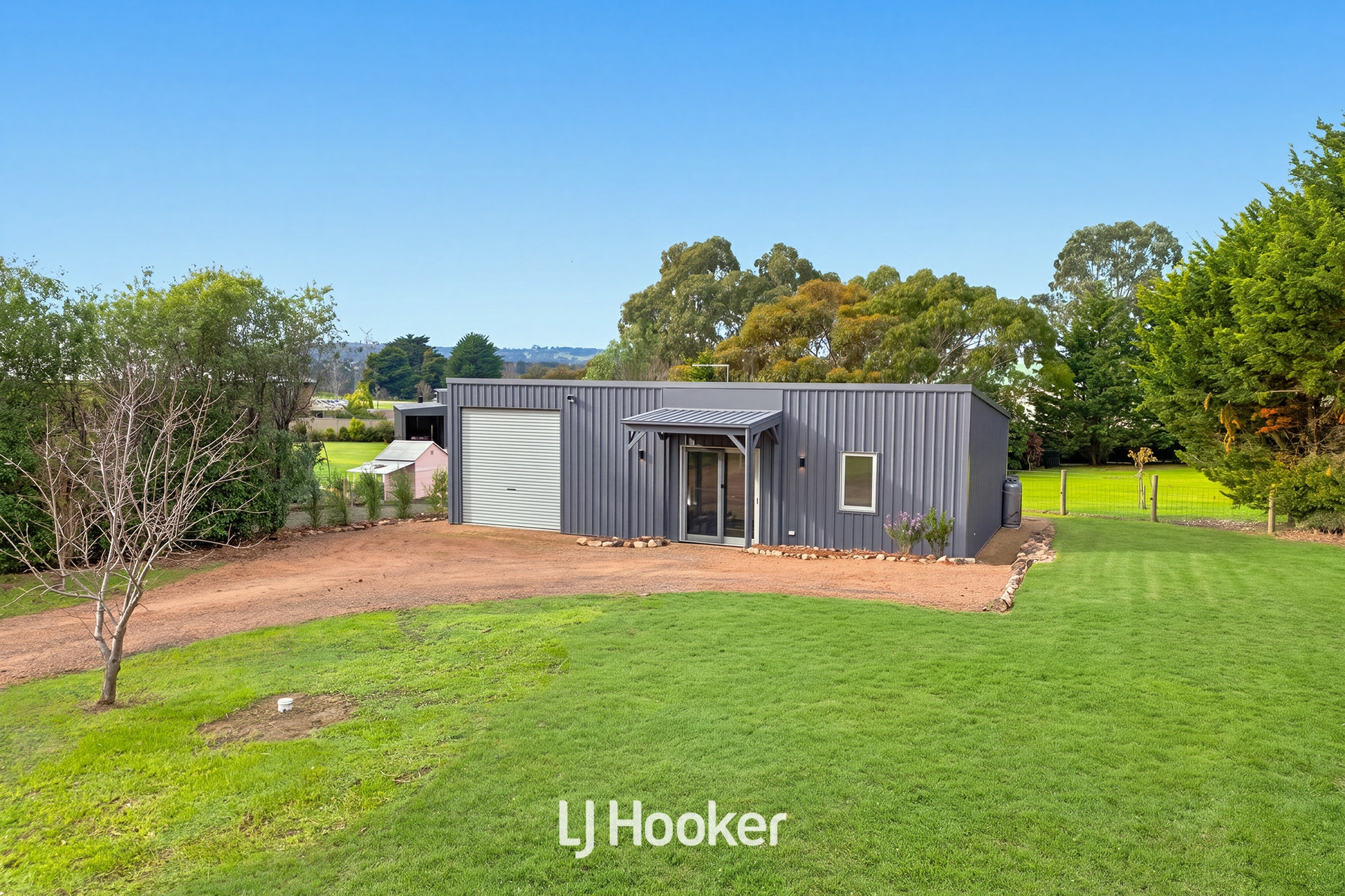 14-16 Rockleigh Park Road — photo from LJ Hooker Dandenong City | Berwick