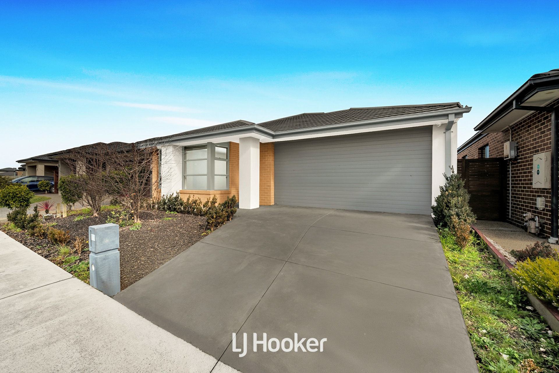 11 Parlia Street — photo 2 of 24