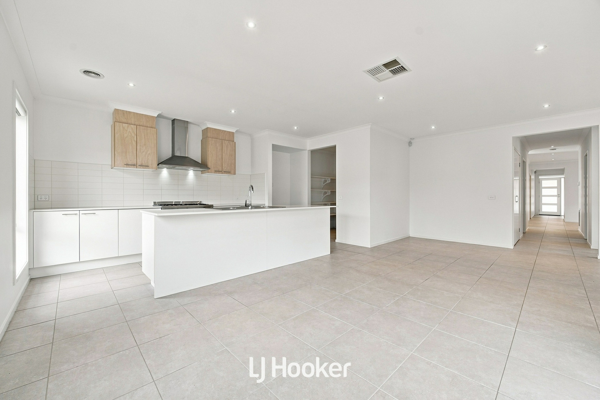 11 Parlia Street — photo 5 of 24