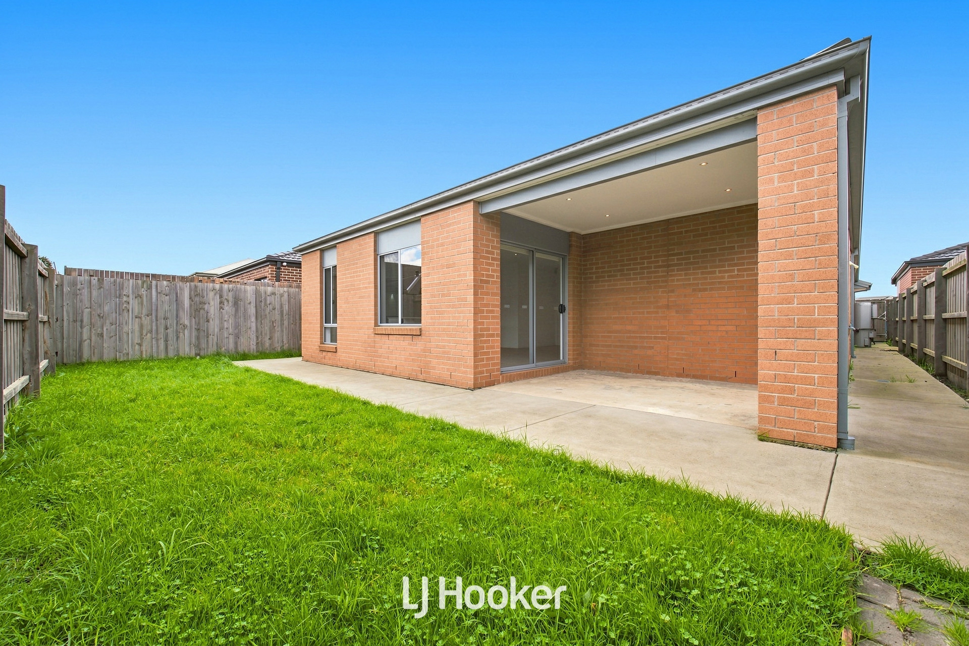 11 Parlia Street — photo 19 of 24