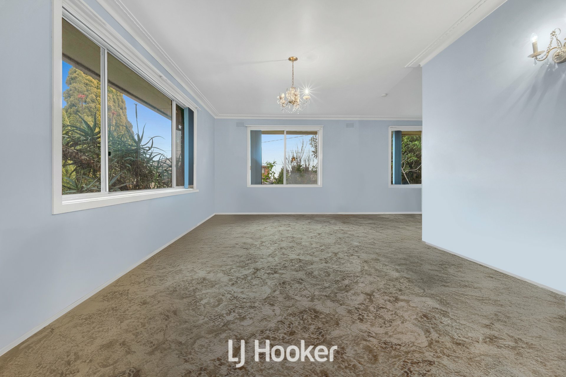 88 Rebecca Street — photo 4 of 20