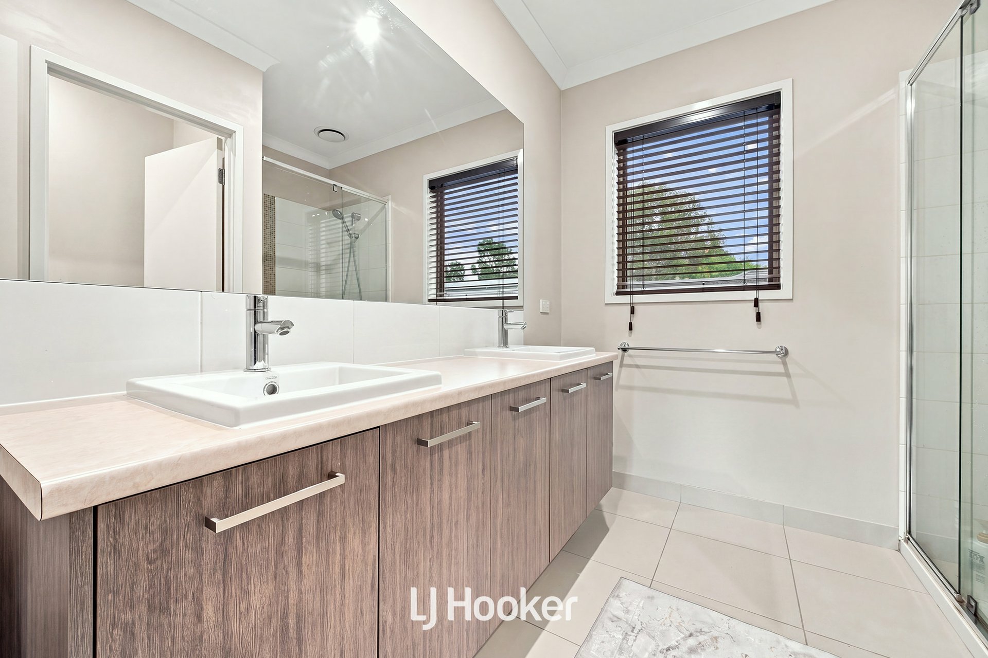 8 Howden Street — photo 9 of 21