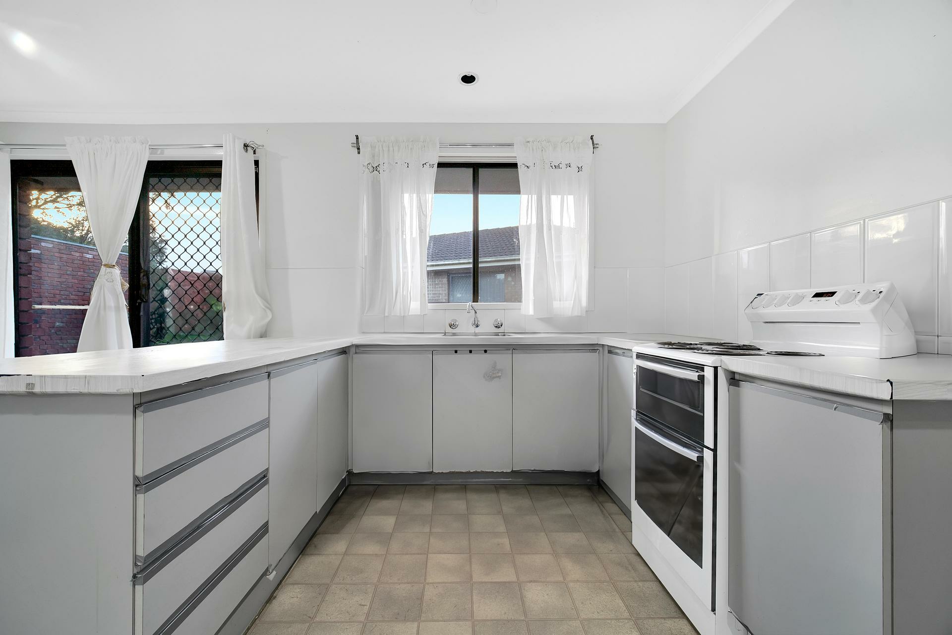 38 Averne Street — photo 8 of 26