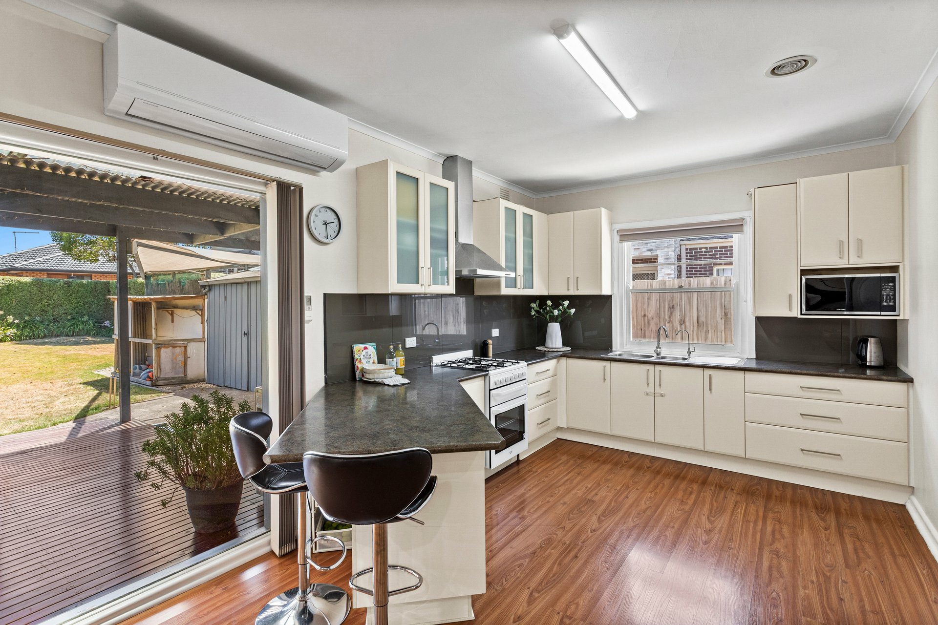 56 Bowmore Road — photo 9 of 20
