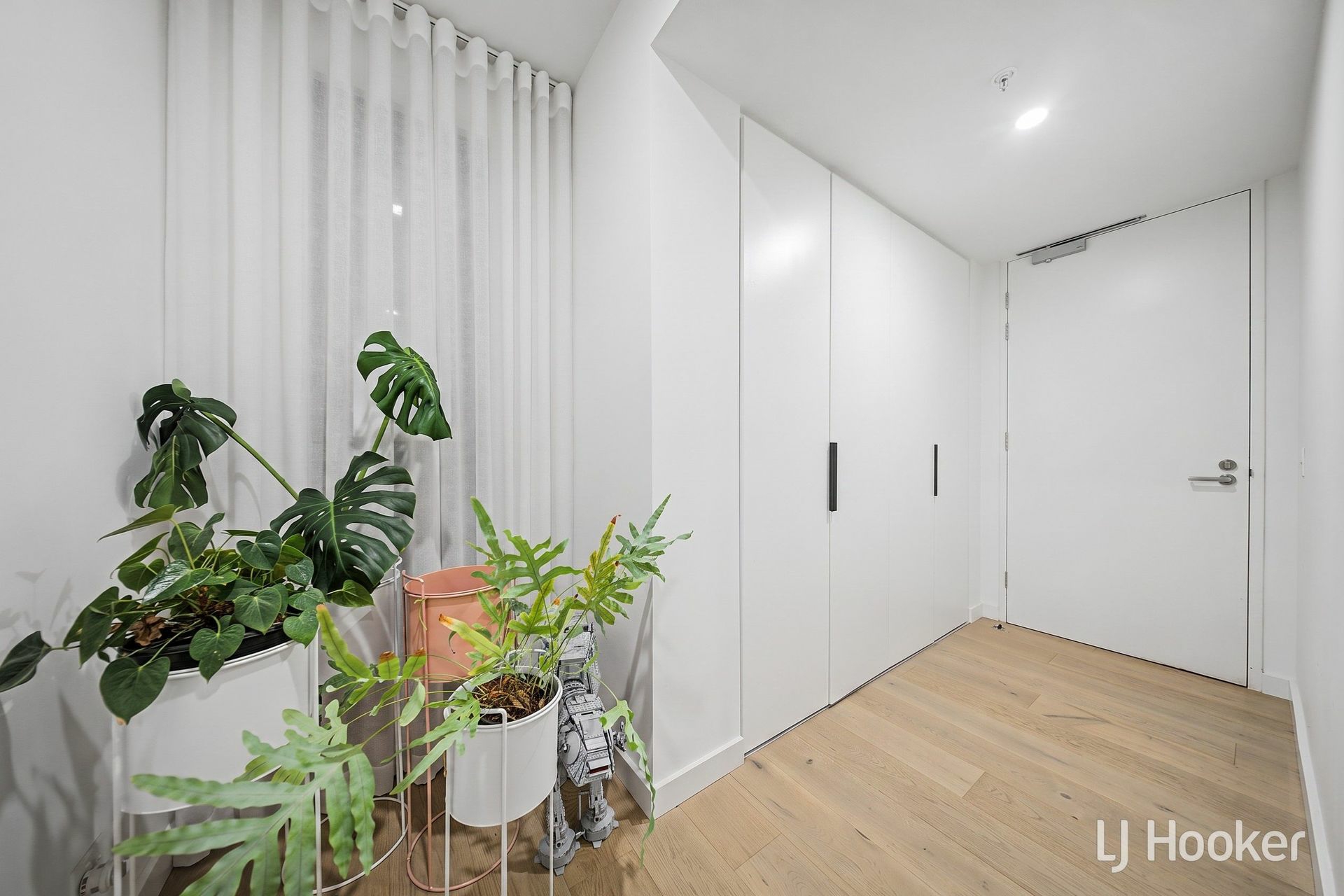 301/563 Dandenong Road — photo 19 of 30
