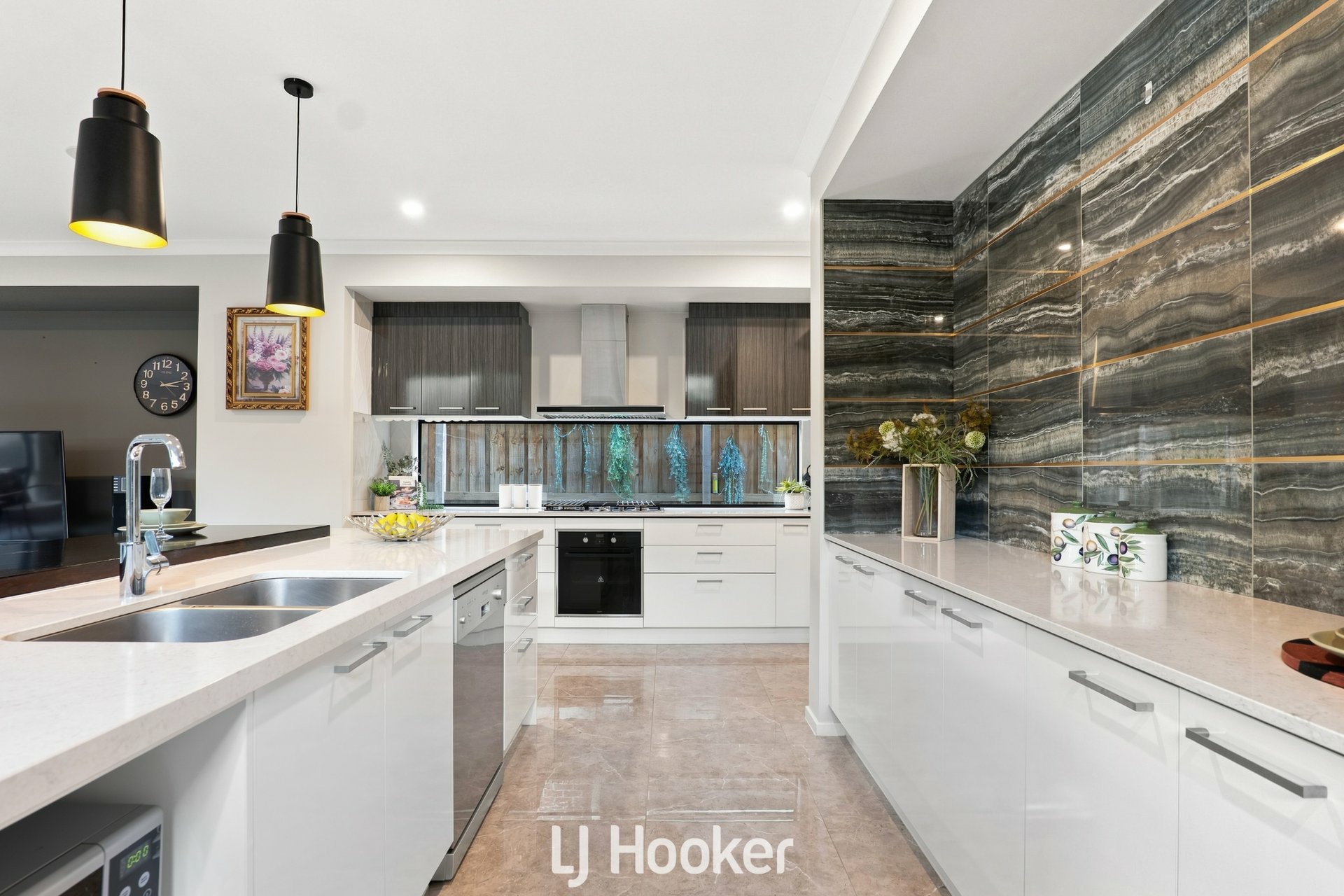 4 Rogers Close — photo 8 of 21