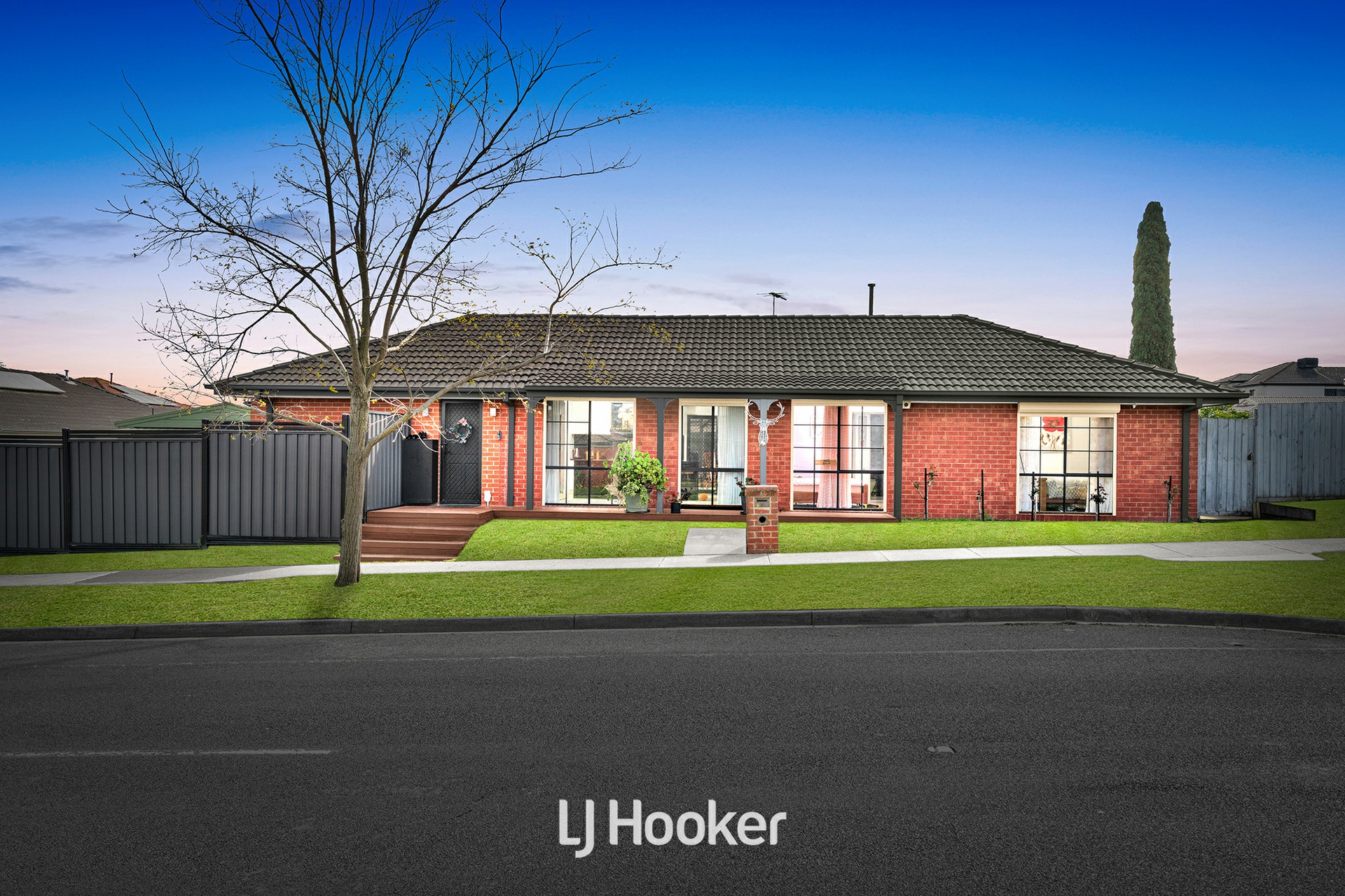 1 Lighthorse Crescent — photo from LJ Hooker Dandenong City | Berwick