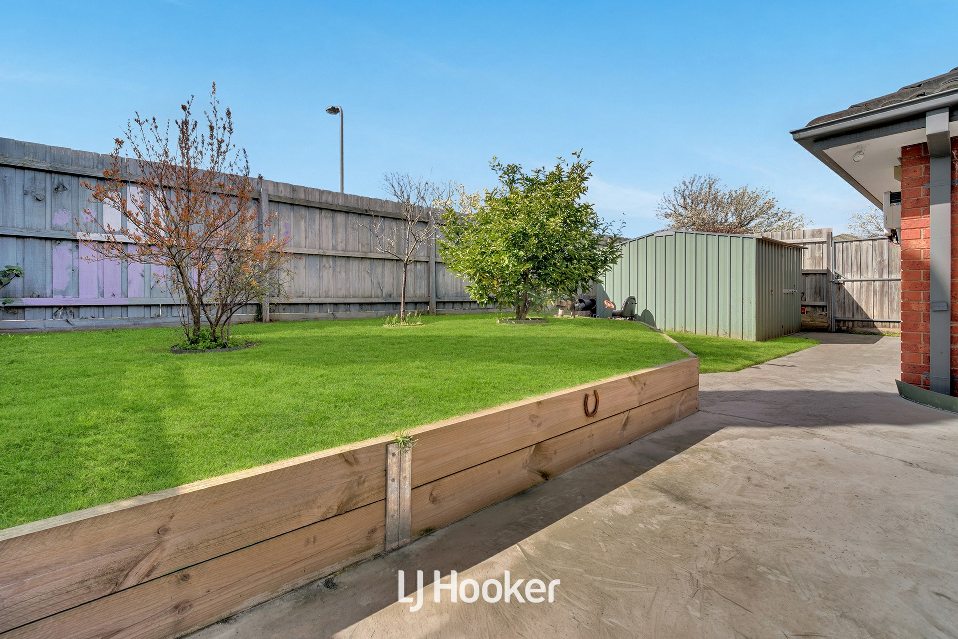 1 Lighthorse Crescent — photo 15 of 20