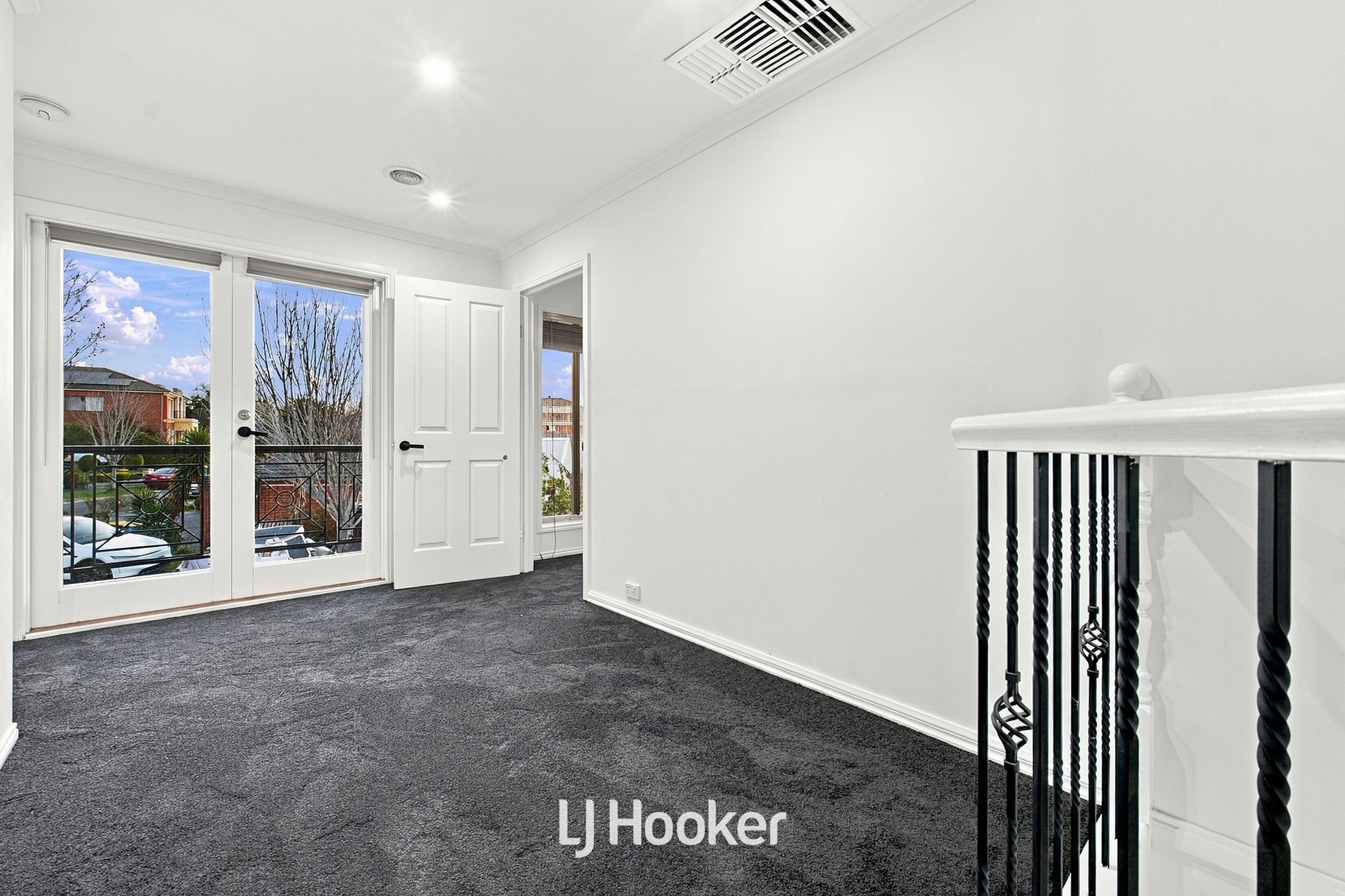 7 Redleaf Close — photo 18 of 30