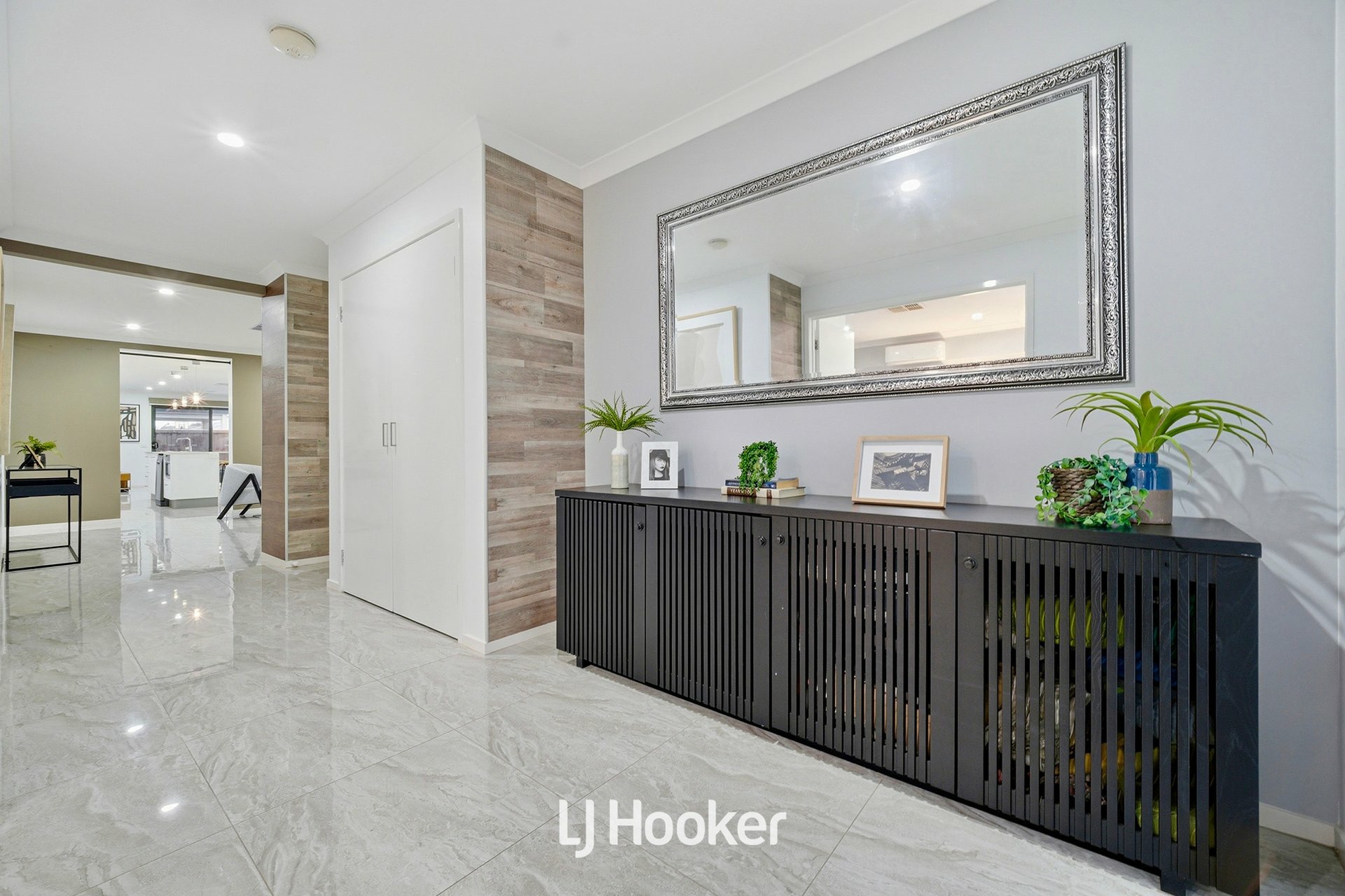 84 Glenelg Street — photo 5 of 20