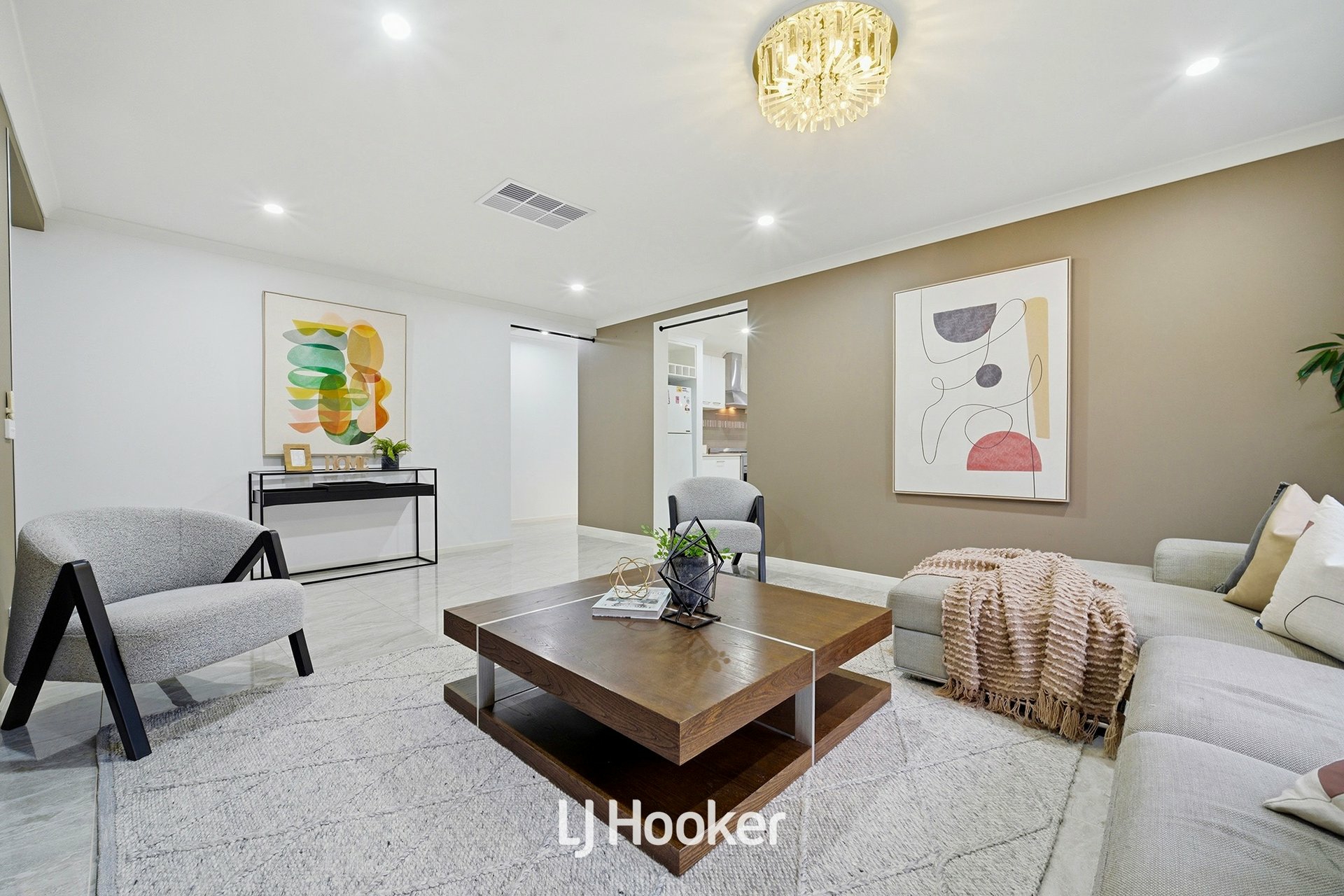 84 Glenelg Street — photo 6 of 20