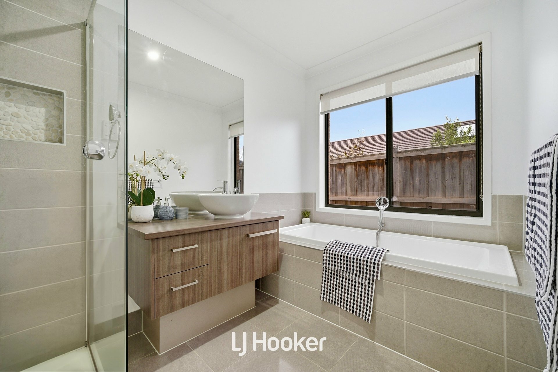 84 Glenelg Street — photo 13 of 20