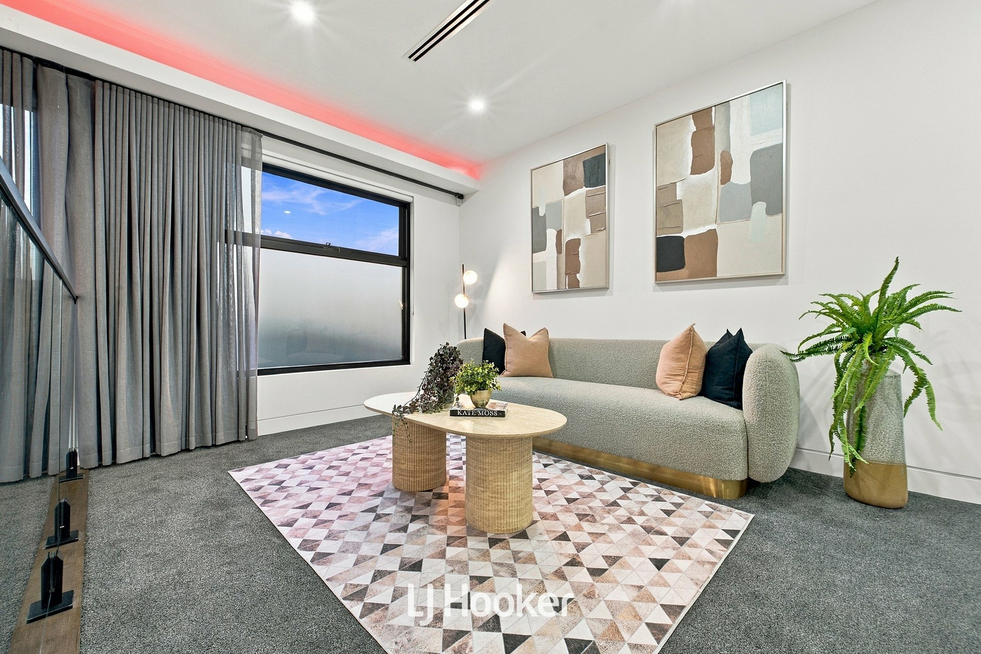 56 Aberfeldy Crescent — photo 18 of 30