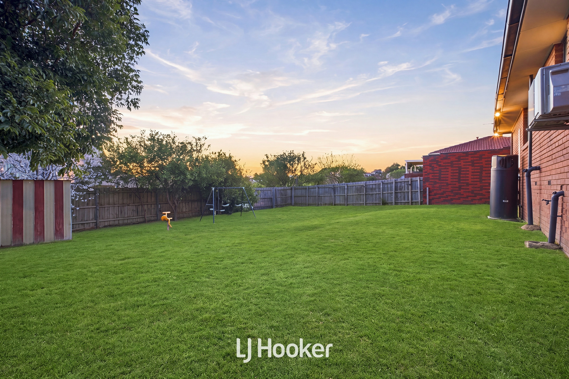 31 Matthew Flinders Avenue — photo 19 of 25