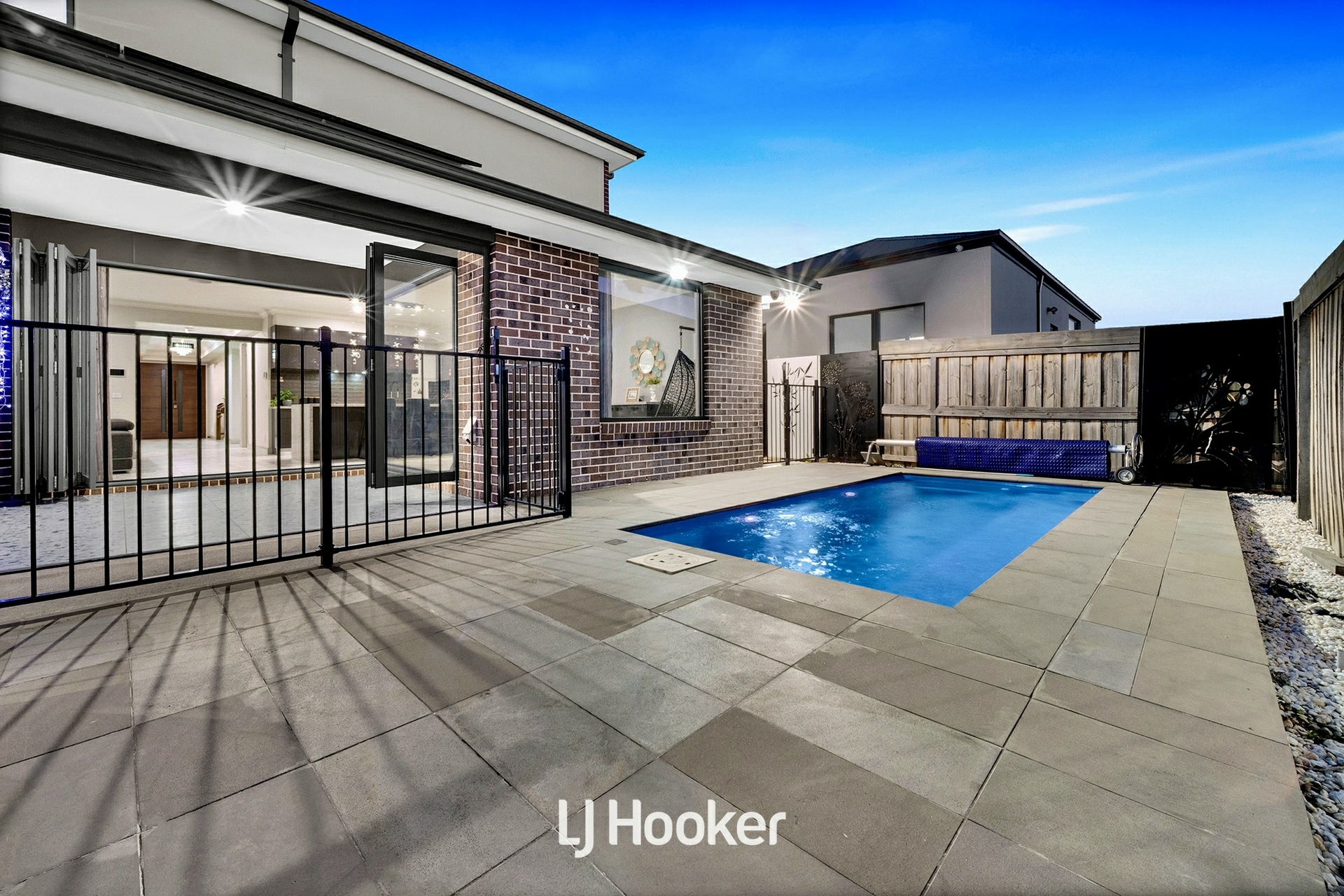 12 Nandewar Street — photo 2 of 30