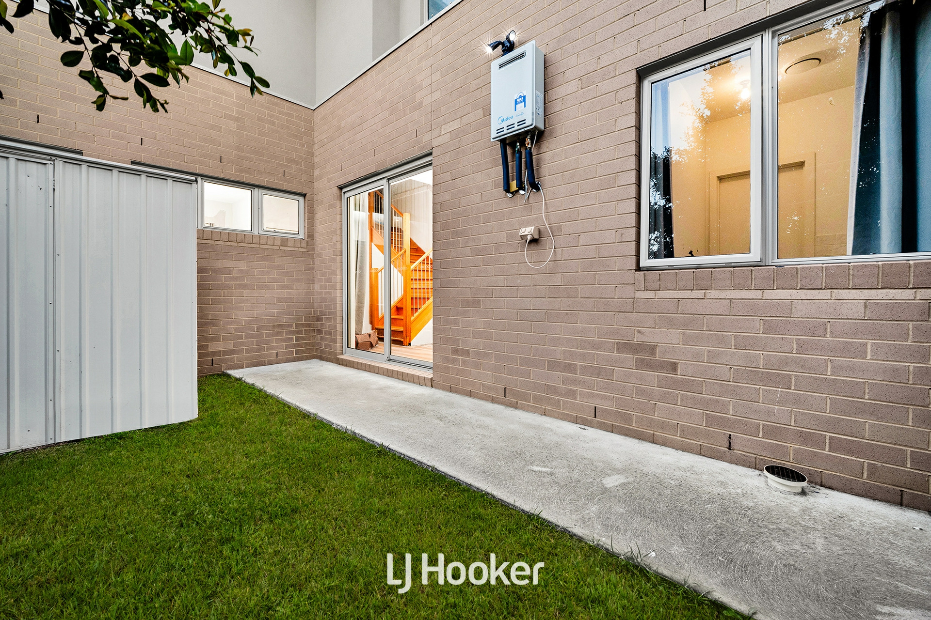1/25 William Avenue — photo 10 of 15