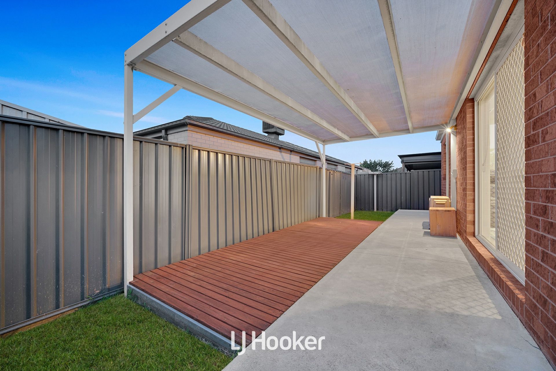 42 Elmslie Drive — photo 16 of 22