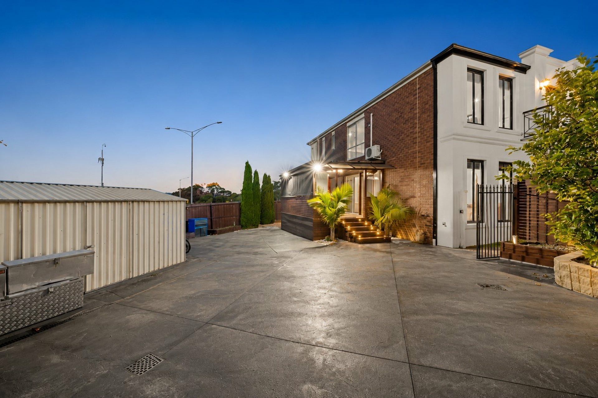 7 Redleaf Close — photo 10 of 10