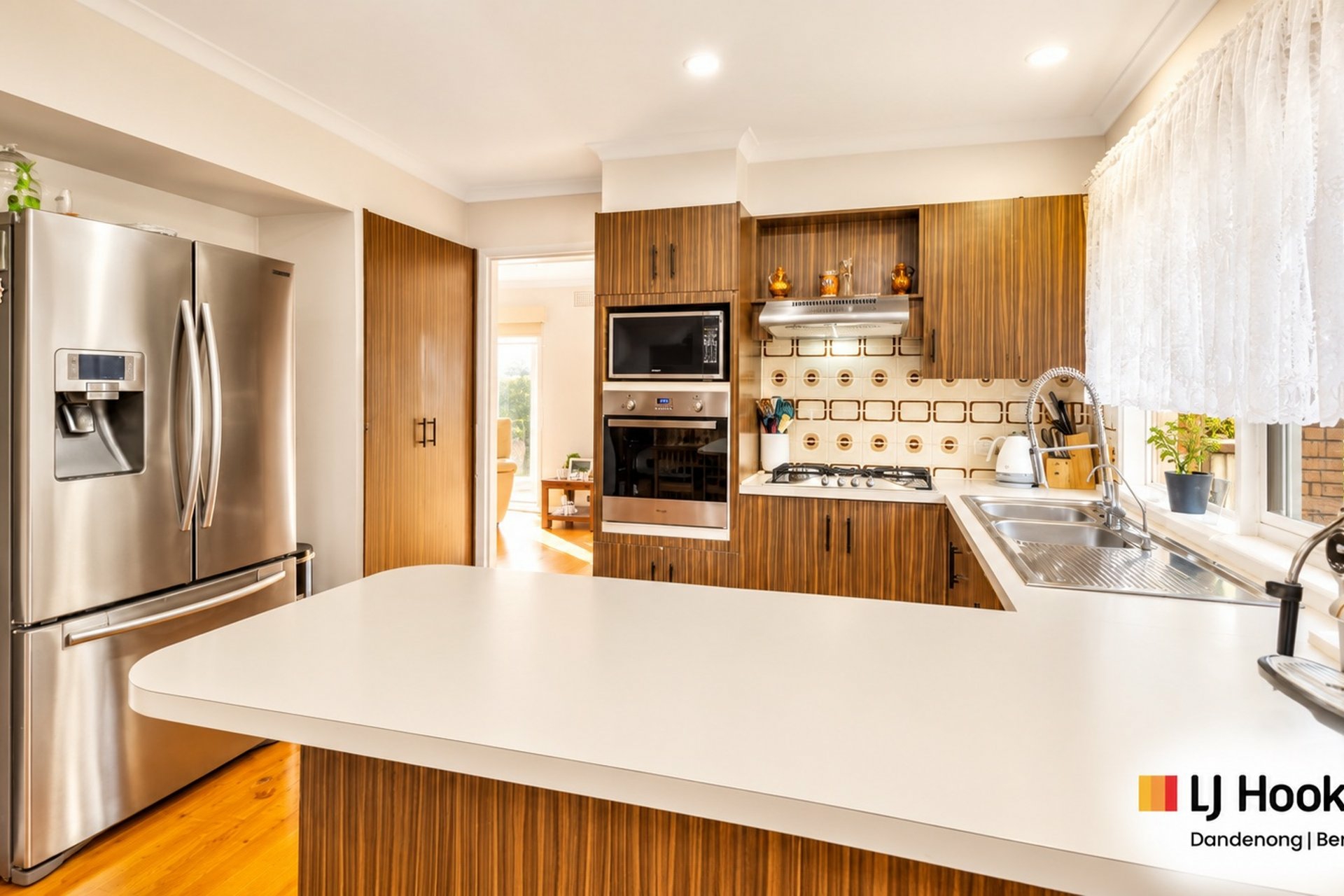 19 Chalcot Drive — photo 7 of 15