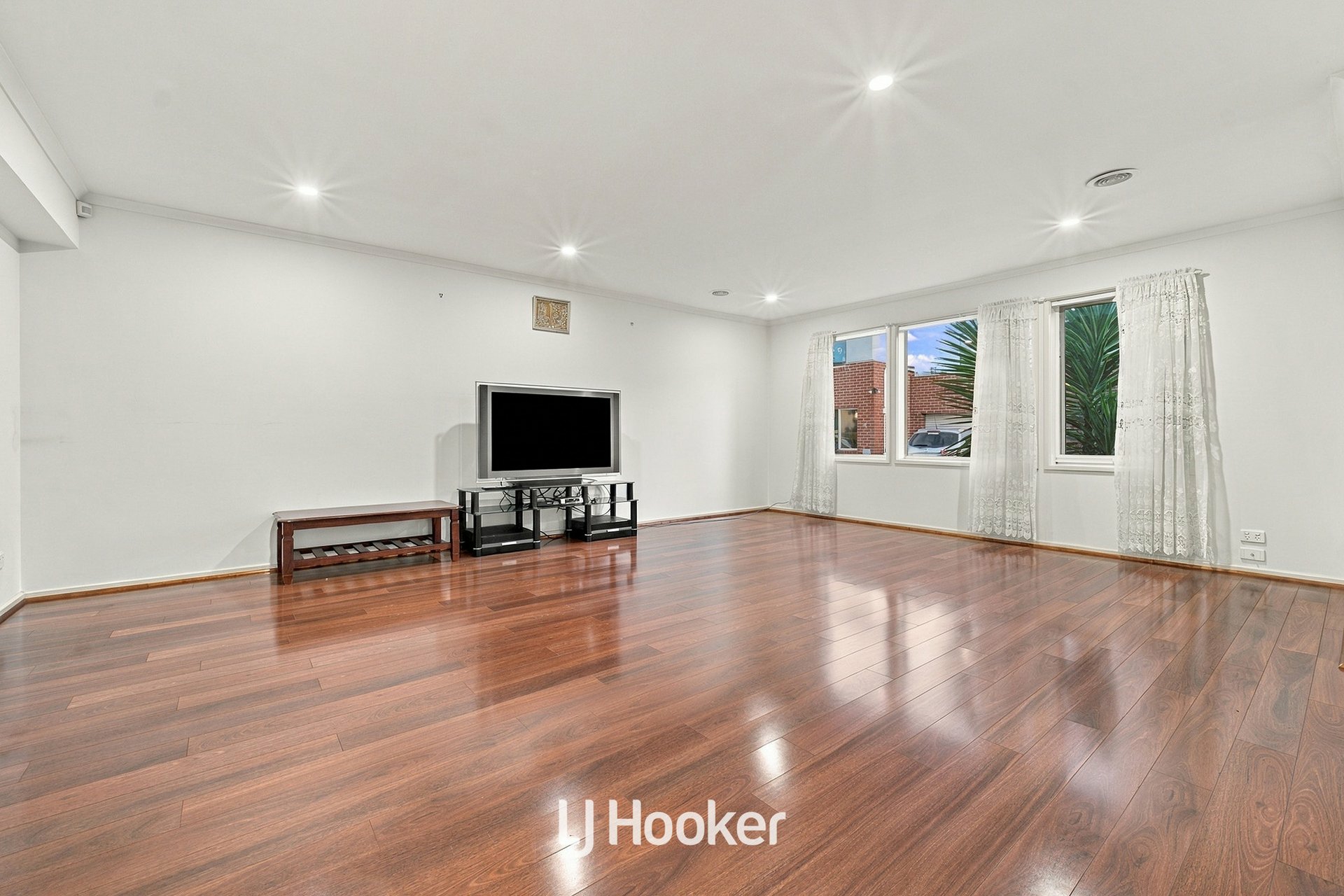 3/53-55 Stud Road — photo 4 of 23