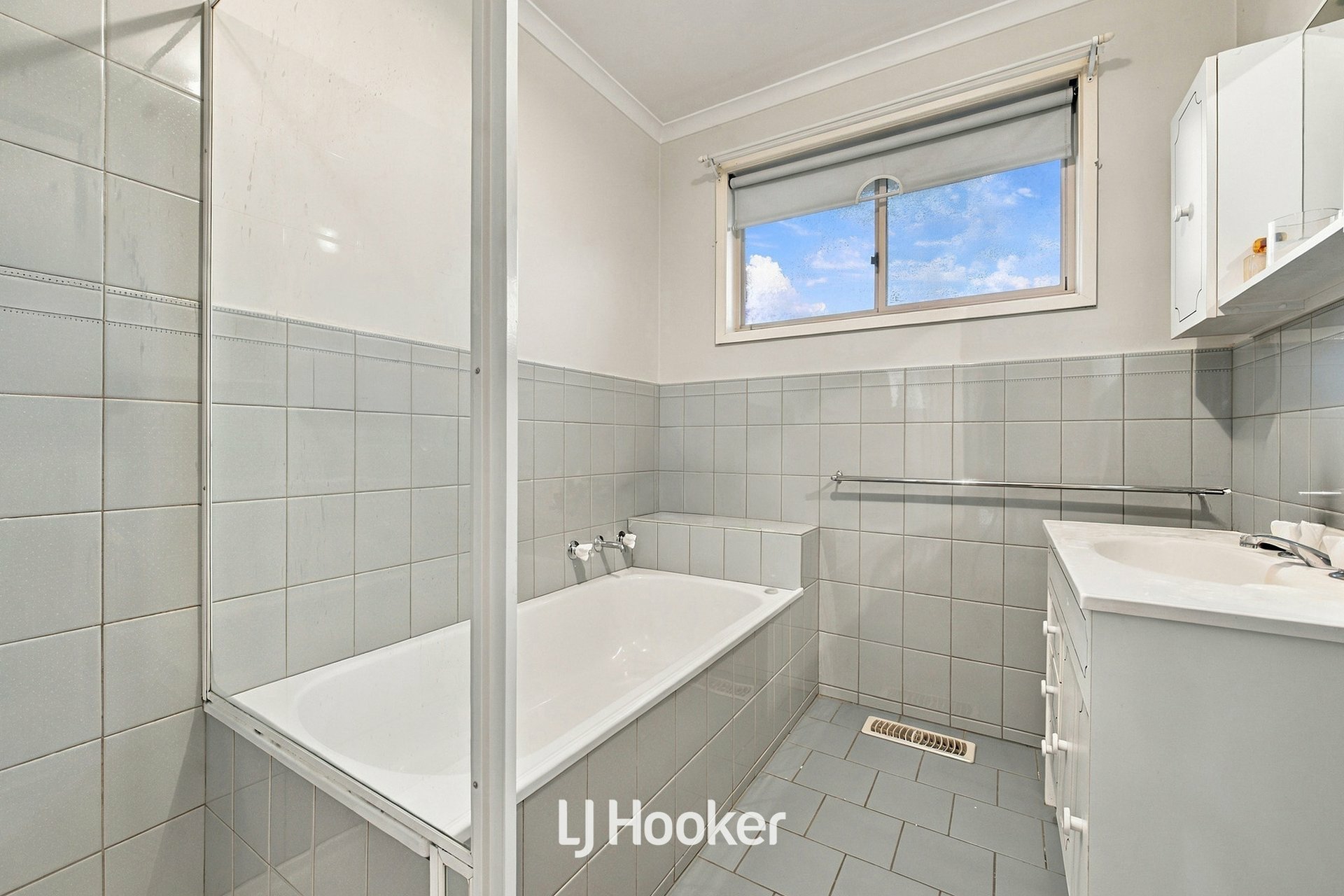 18 Telford Drive — photo 11 of 17