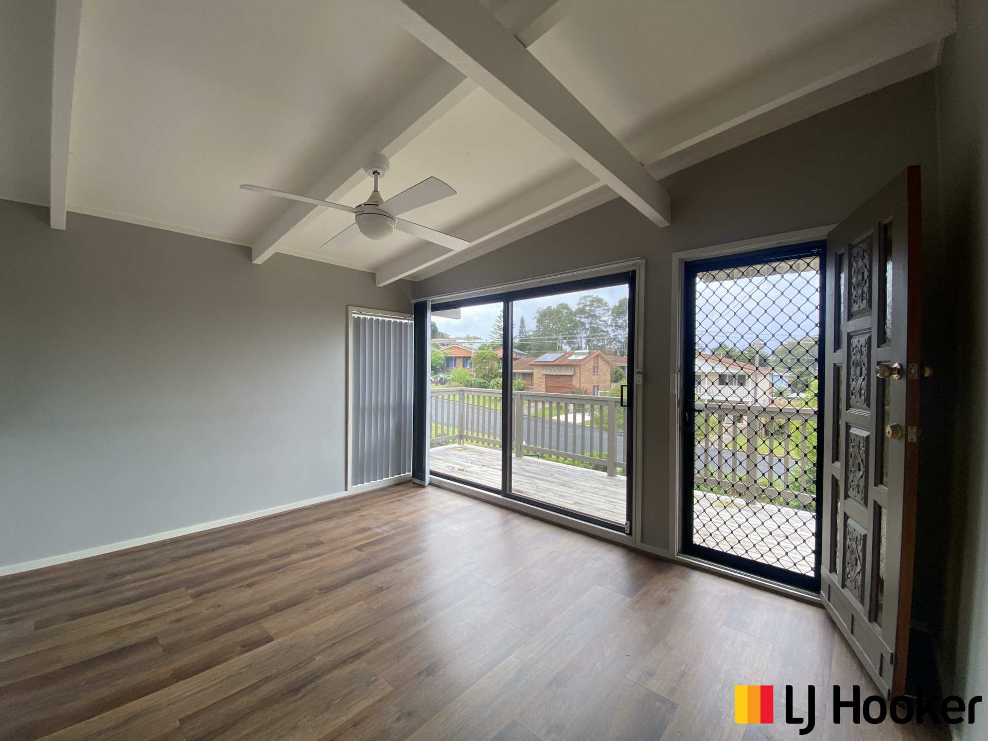 23 Pacific Road, SURF BEACH