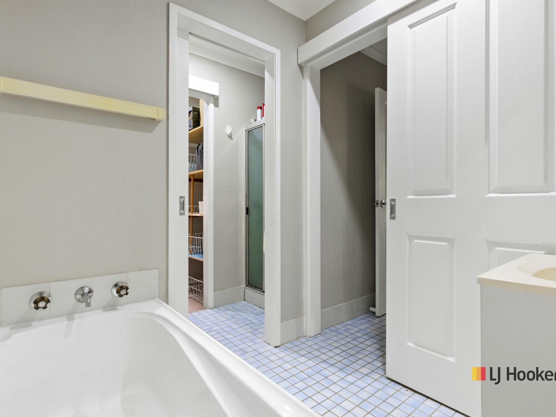 1/3 Drinnan Close, Surf Beach