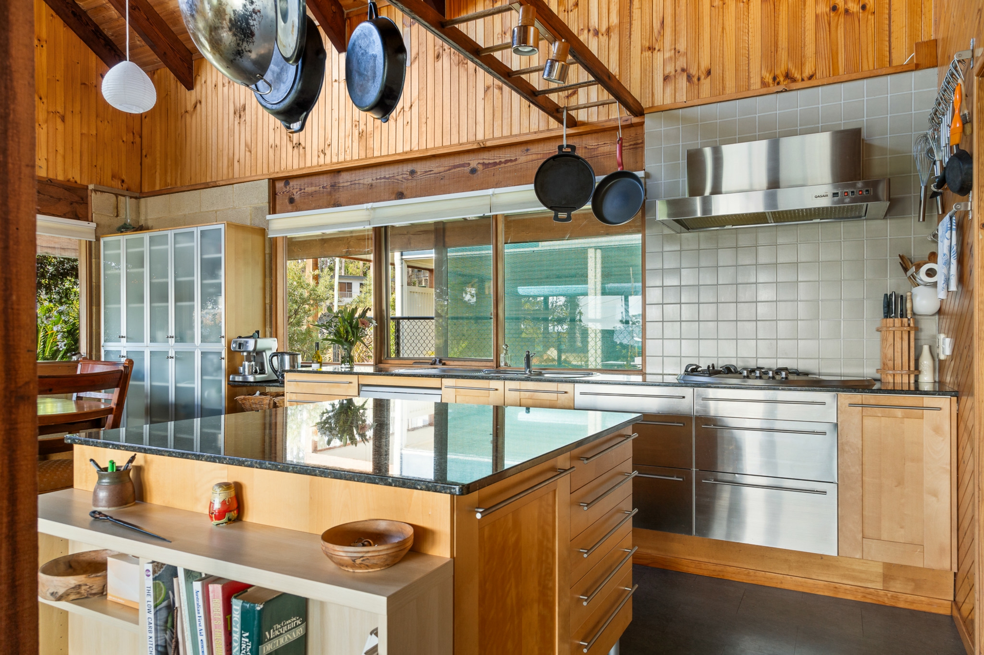 15 Hazel Road, MORUYA HEADS