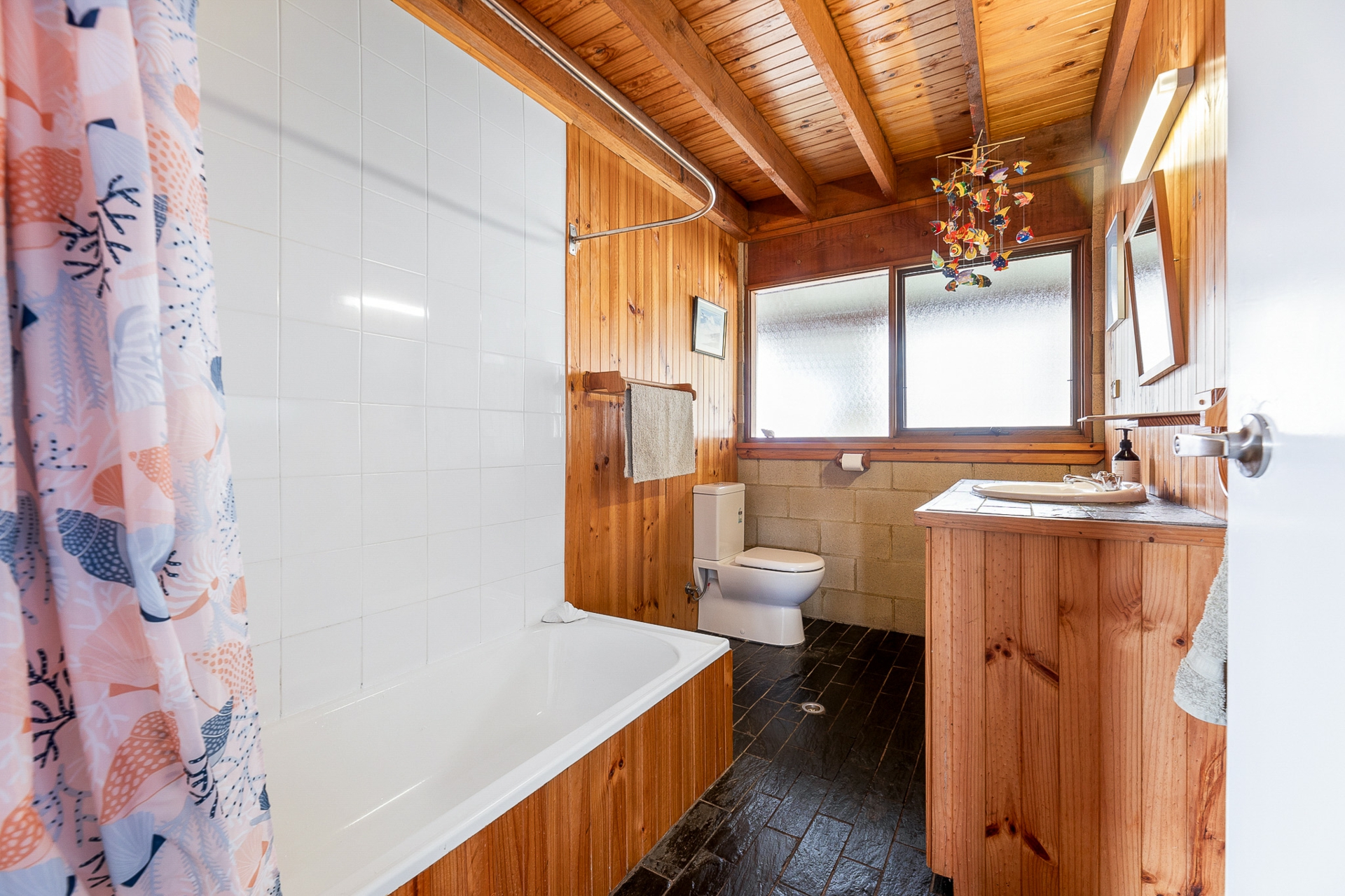 15 Hazel Road, MORUYA HEADS