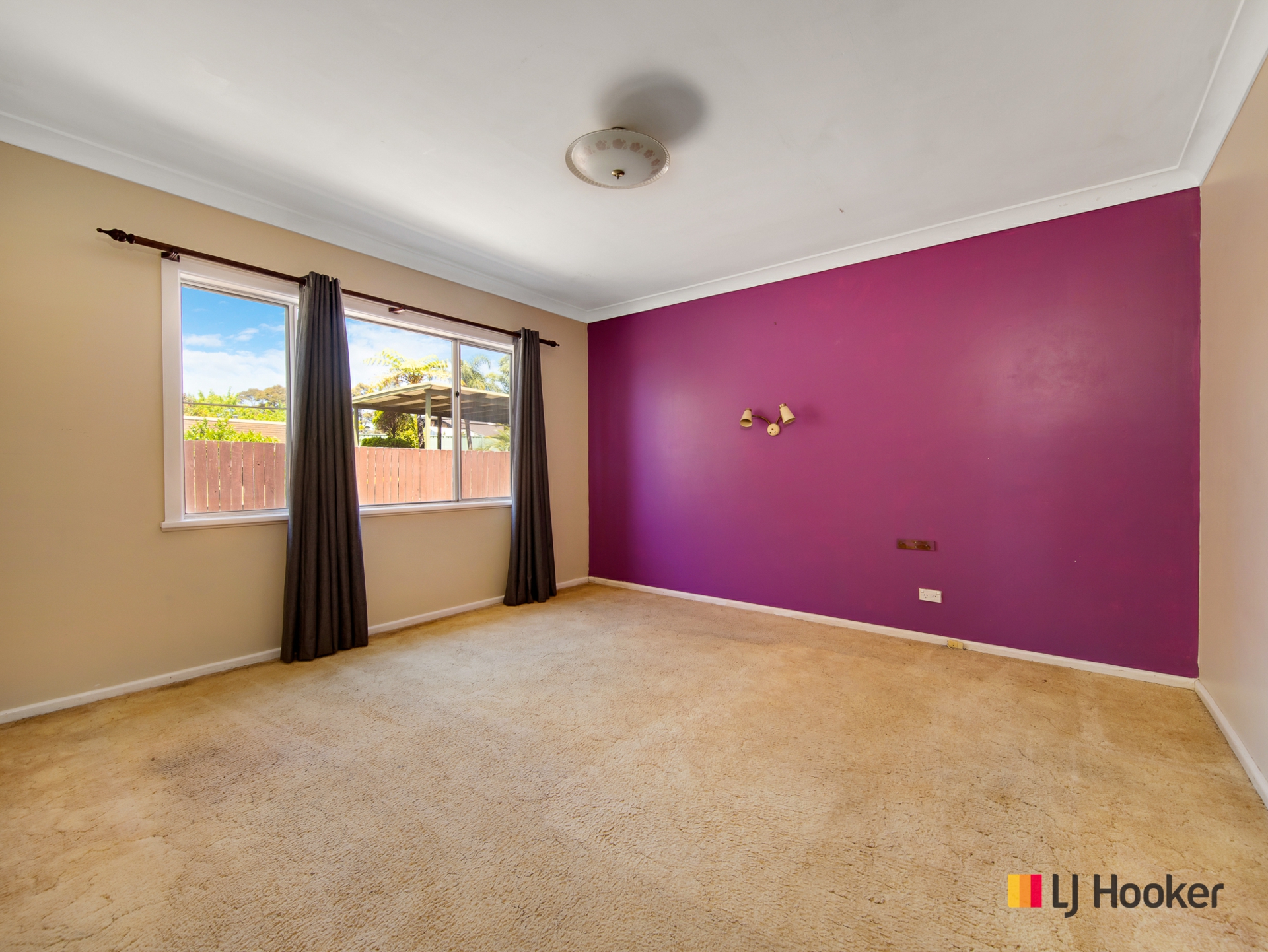 556 Beach Road, DENHAMS BEACH
