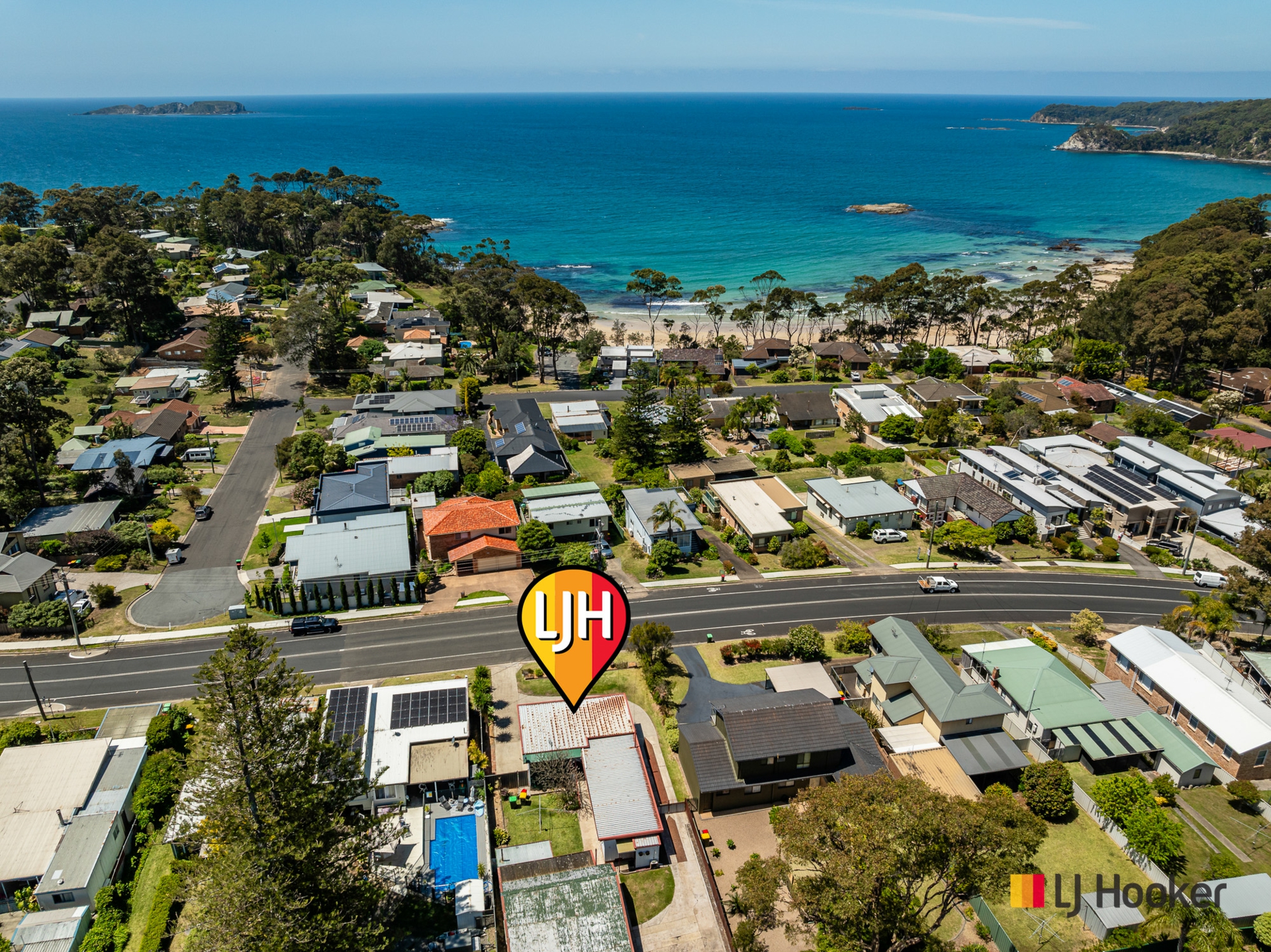 556 Beach Road, DENHAMS BEACH