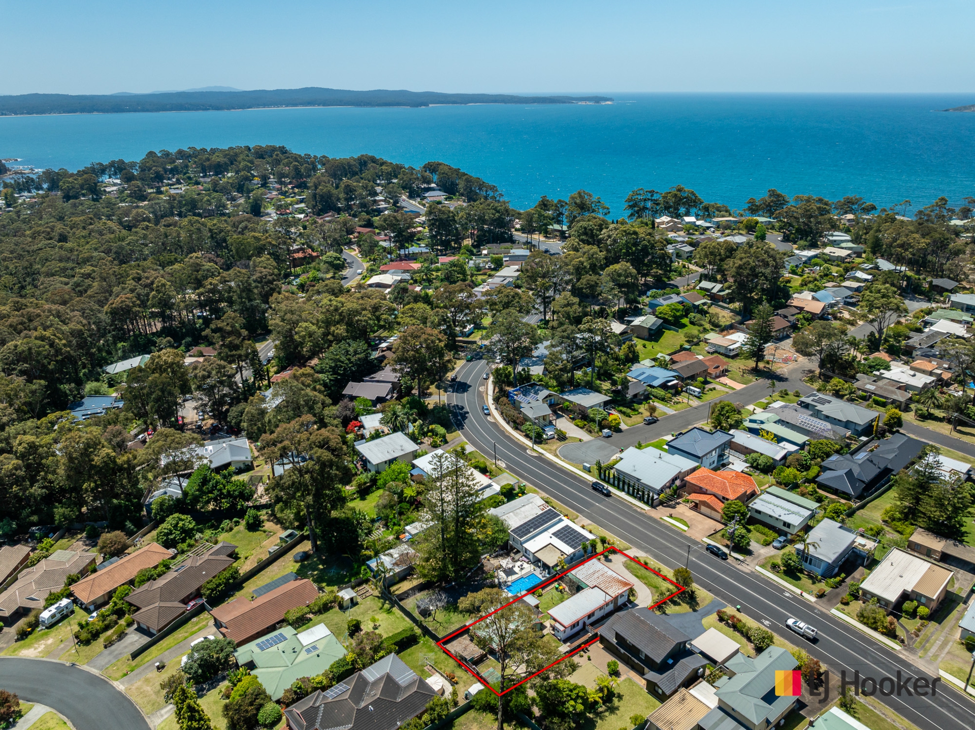 556 Beach Road, DENHAMS BEACH