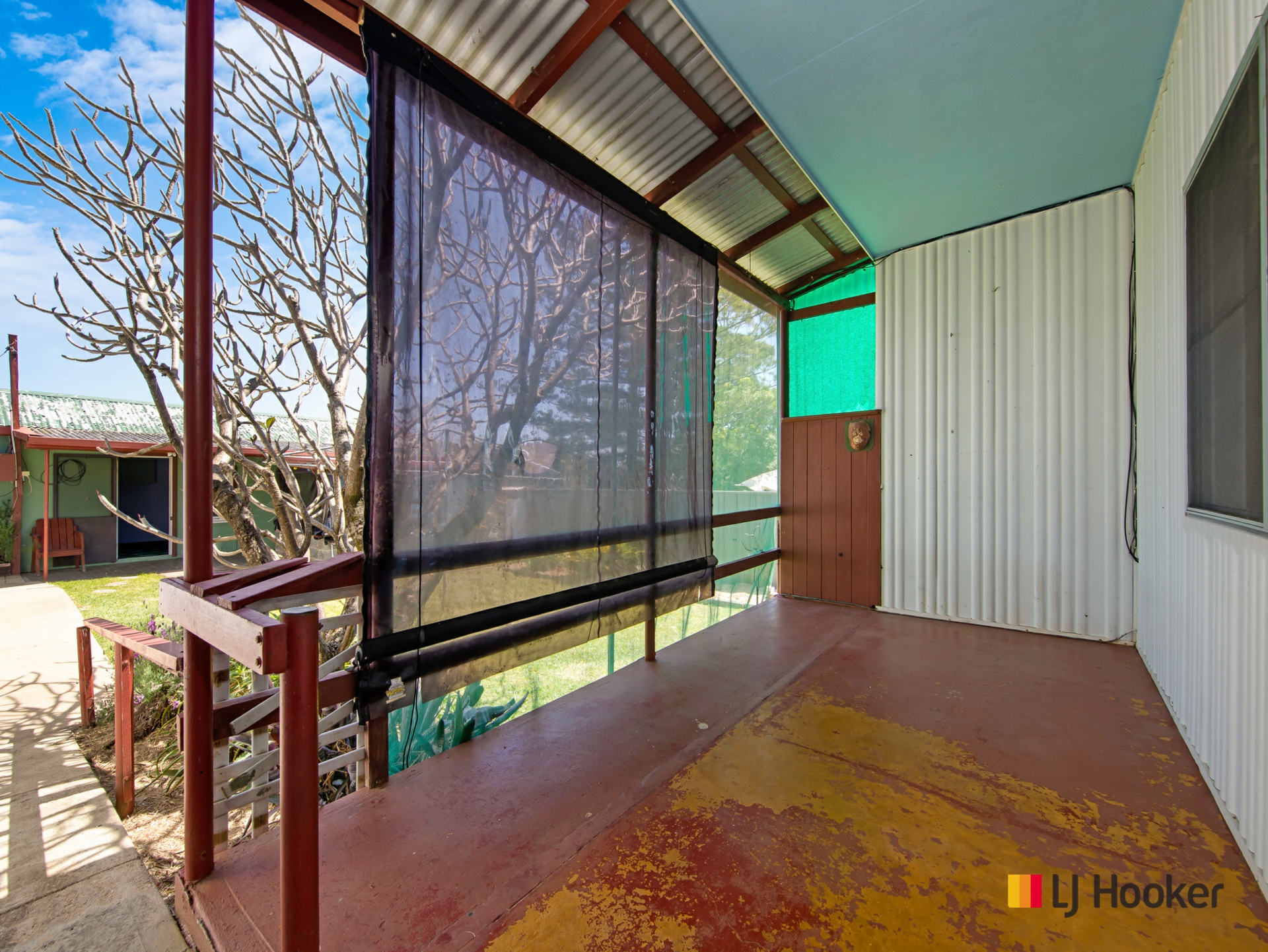 556 Beach Road, DENHAMS BEACH